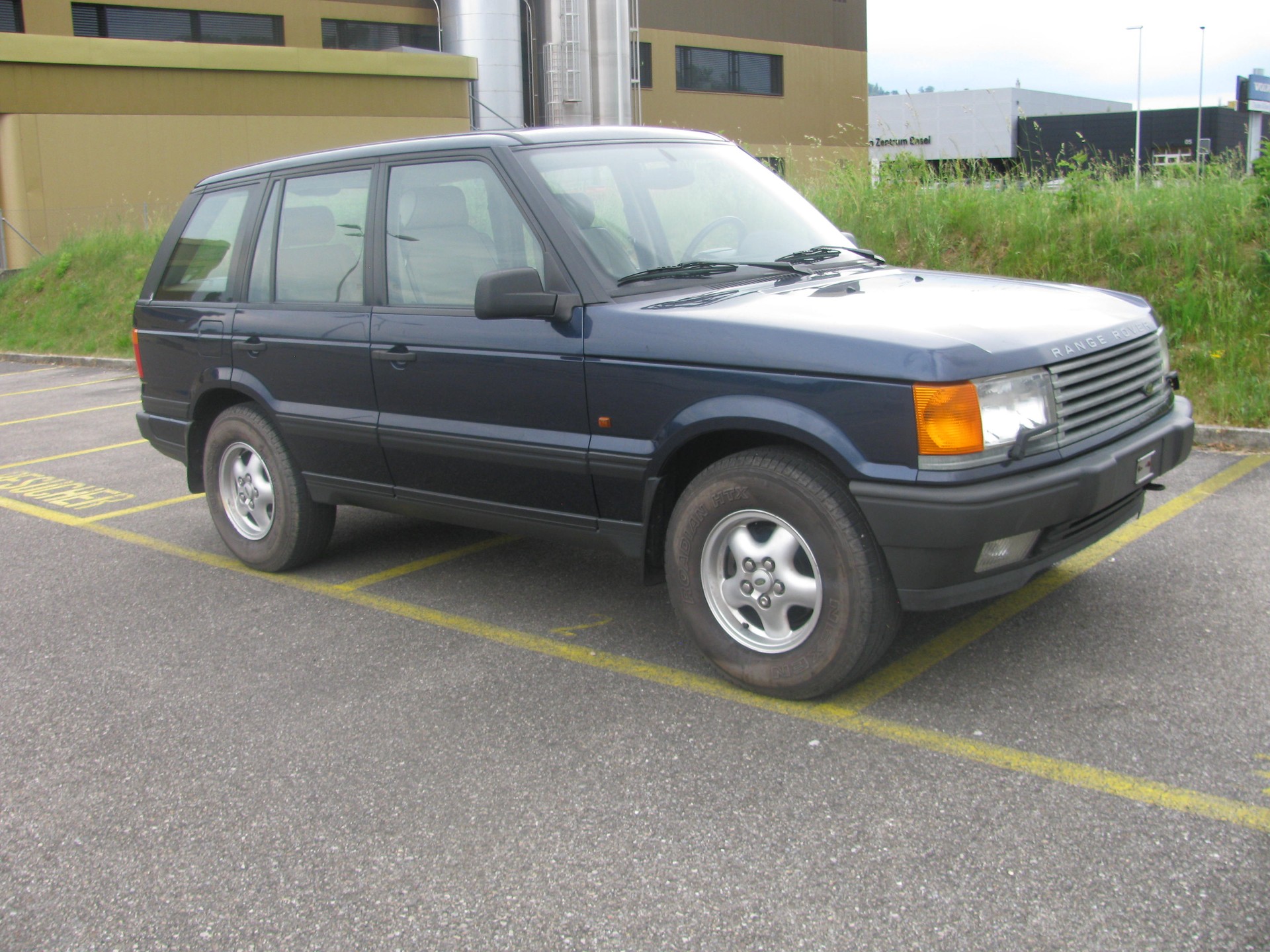 LAND ROVER Range Rover 4.6 HSE-image-1