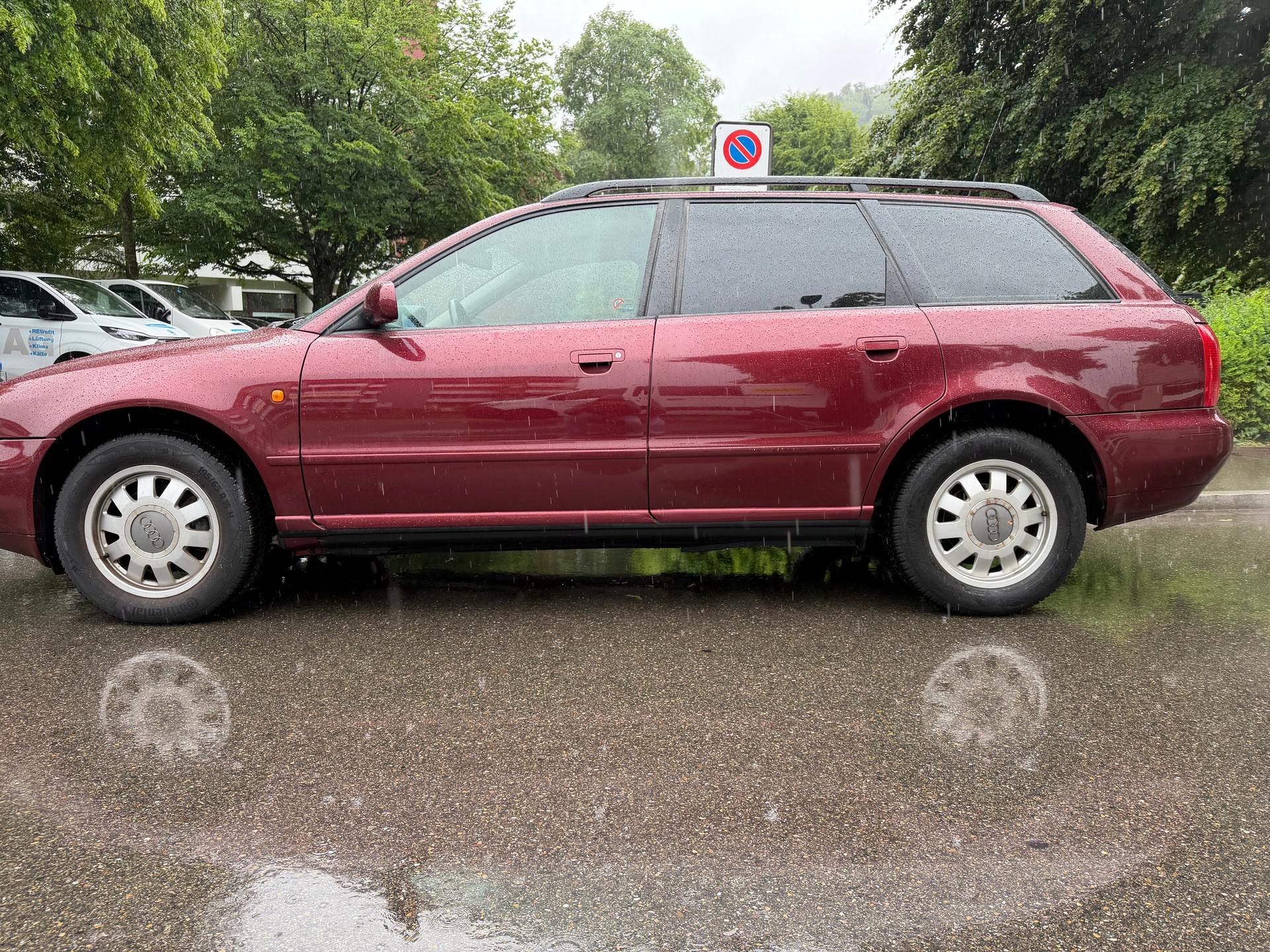 AUDI A4 Avant 1.8 Ambiente-image-4