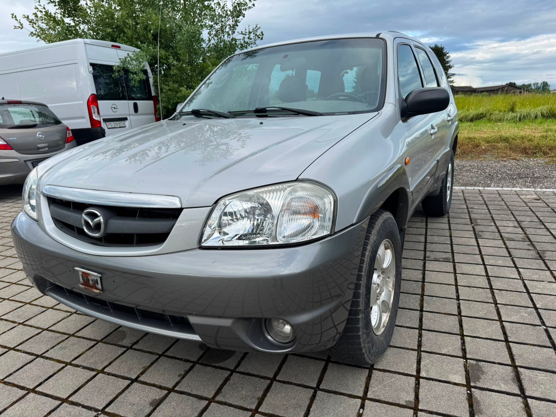 MAZDA Tribute 3.0 V6 Executive-image-0