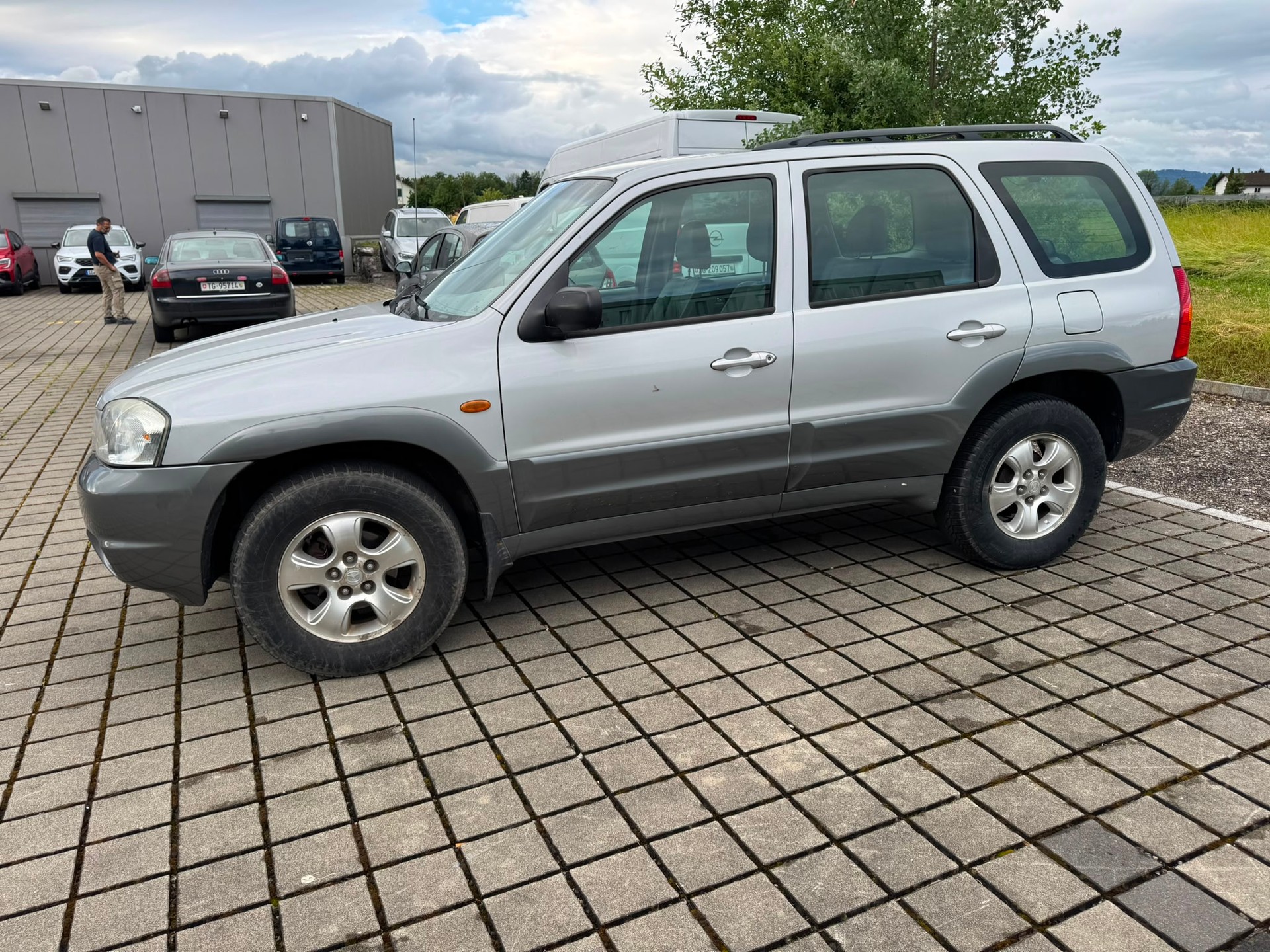 MAZDA Tribute 3.0 V6 Executive-image-3