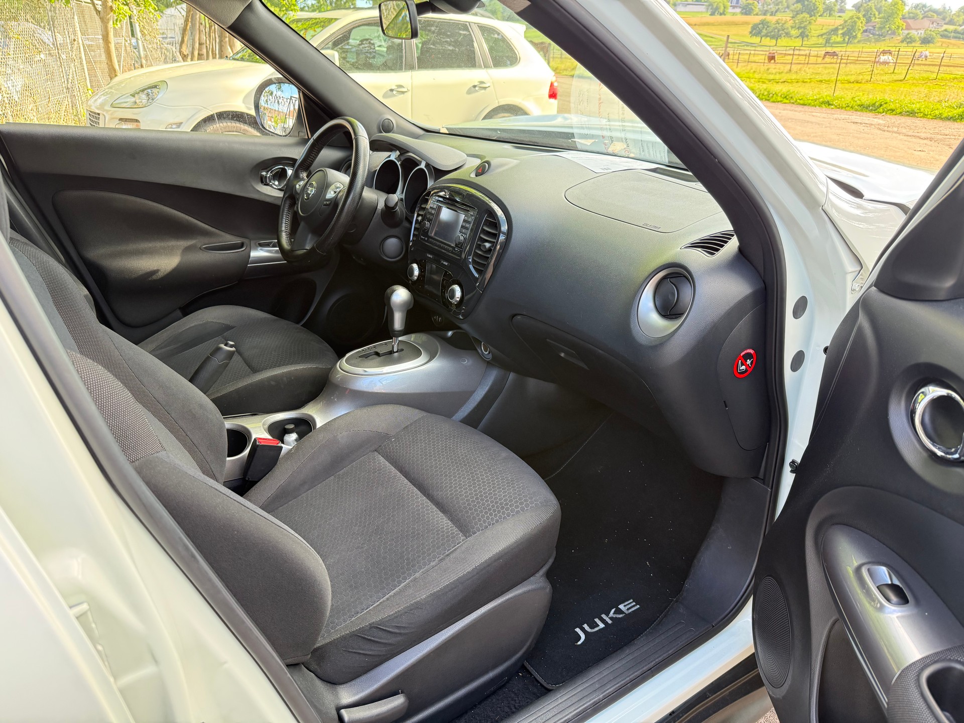 NISSAN Juke 1.6 DIG-T tekna 4x4 Xtronic M-CVT-image-7
