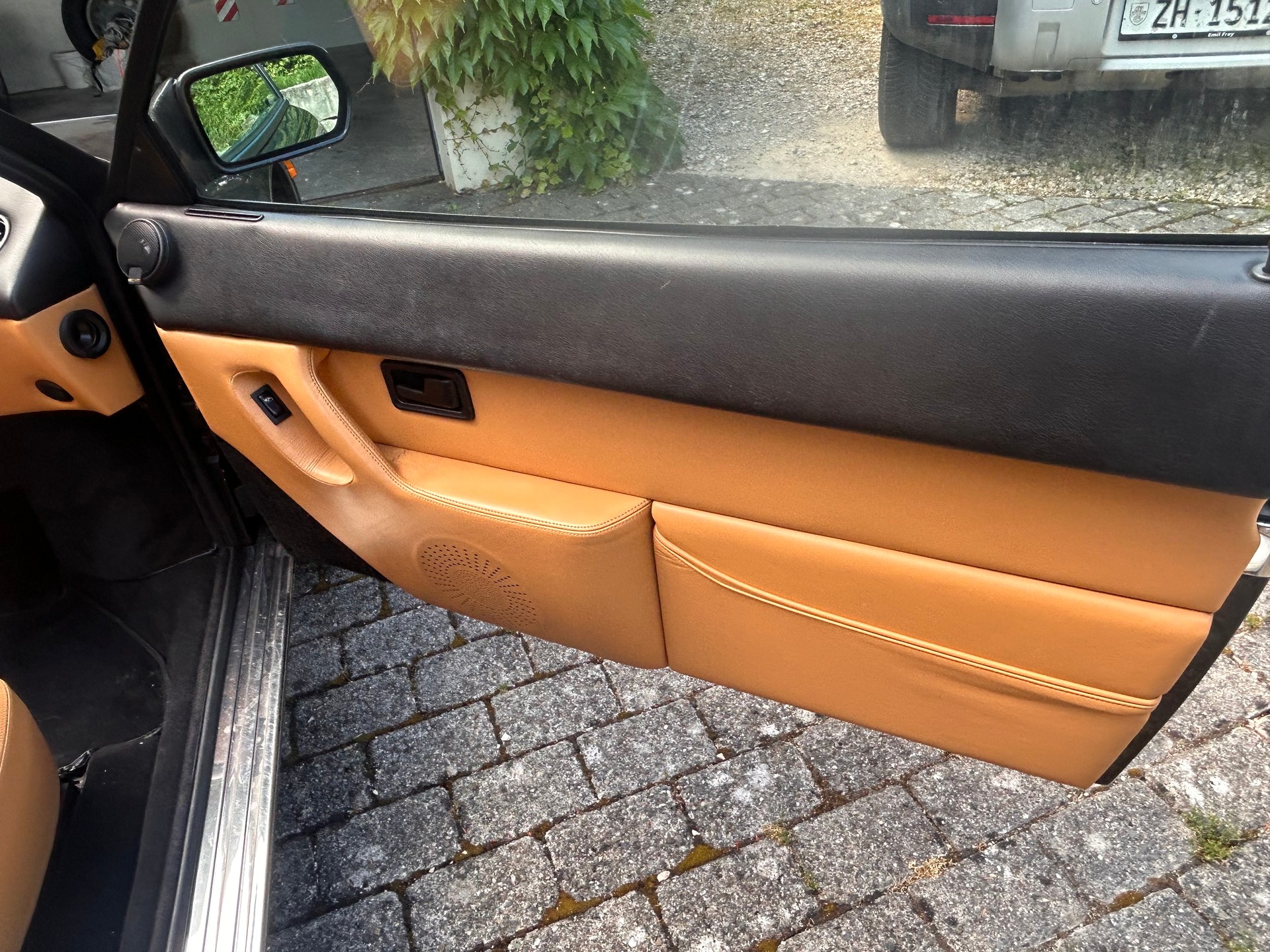 FERRARI Mondial 3.4 T-image-6