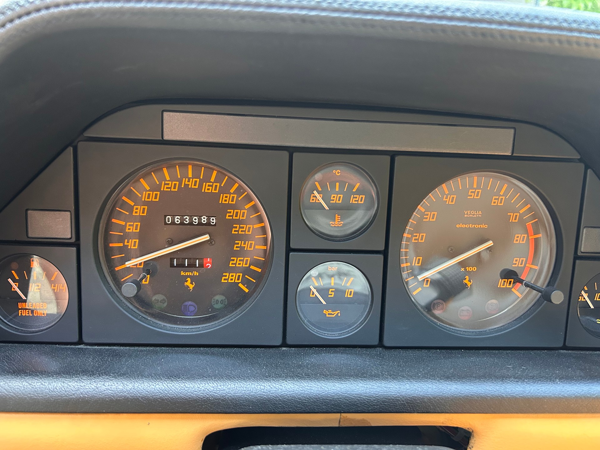 FERRARI Mondial 3.4 T-image-2
