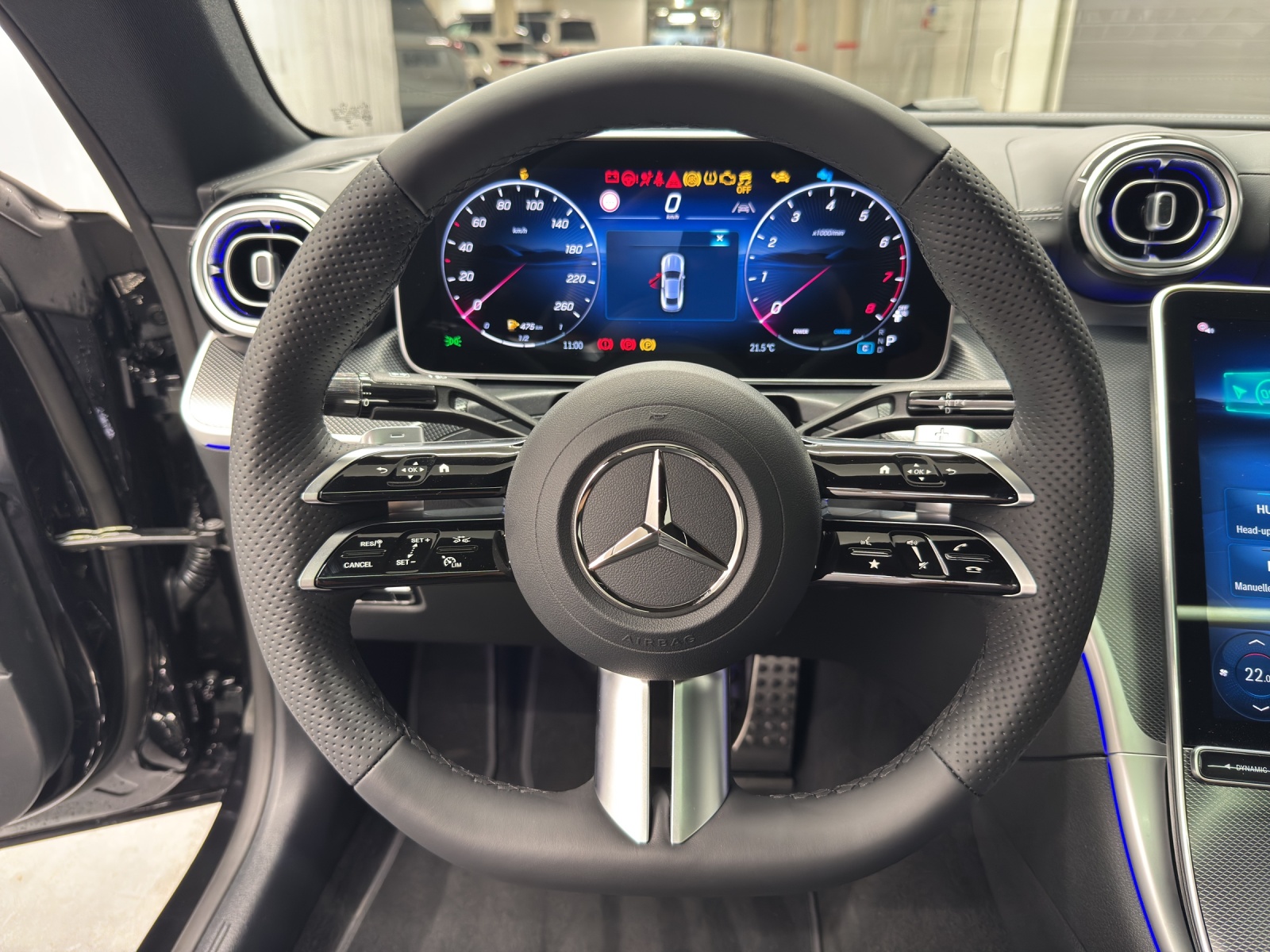 MERCEDES-BENZ CLE 200 AMG Line 4Matic Coupé-image-15
