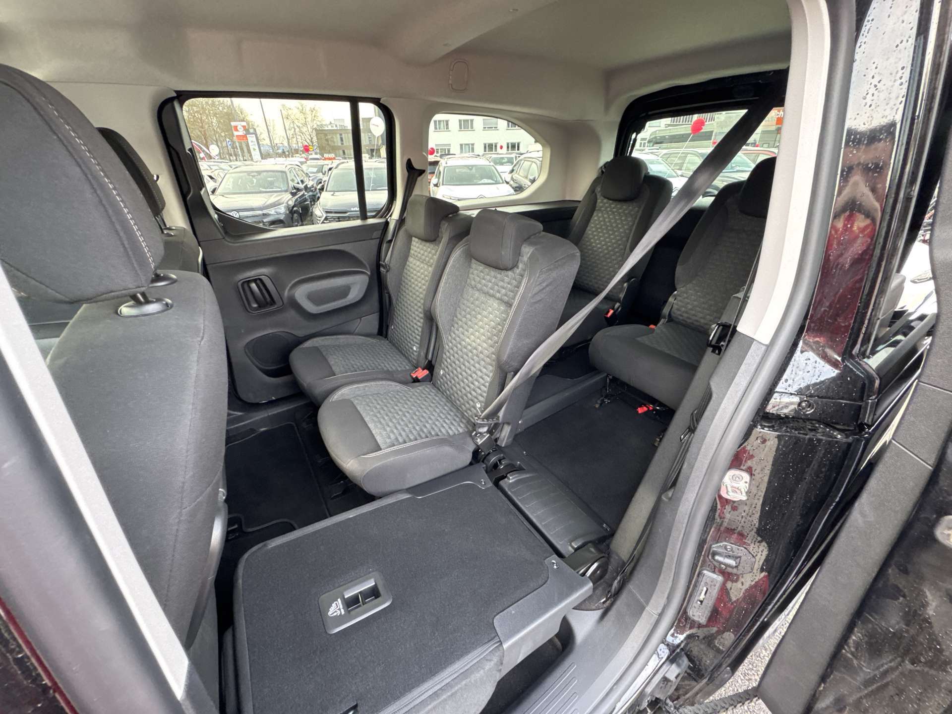 PEUGEOT Rifter Long 1.5 BlueHDi 7 Plätzer GT EAT-Automat-image-6