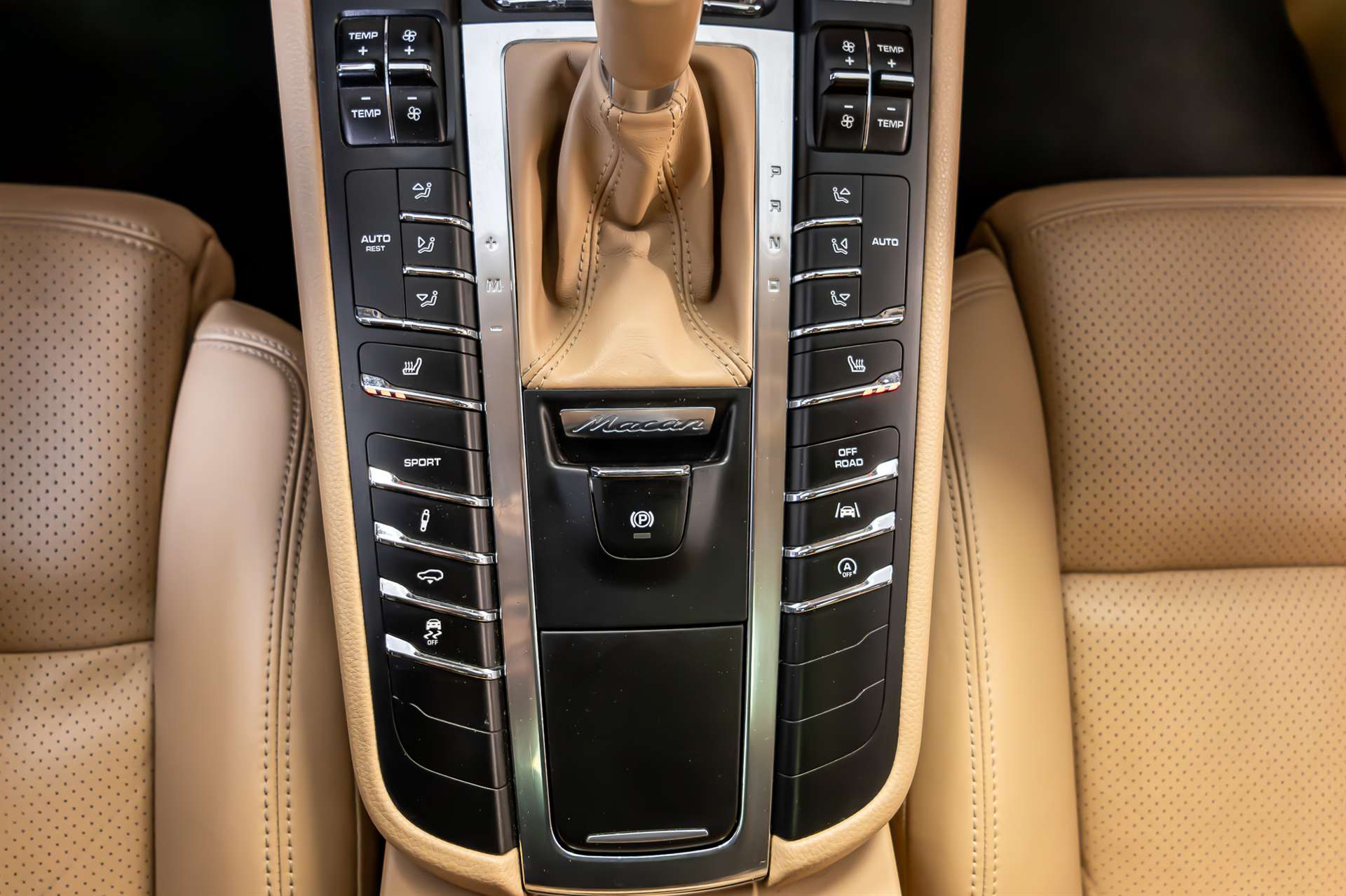 PORSCHE Macan S PDK-image-19