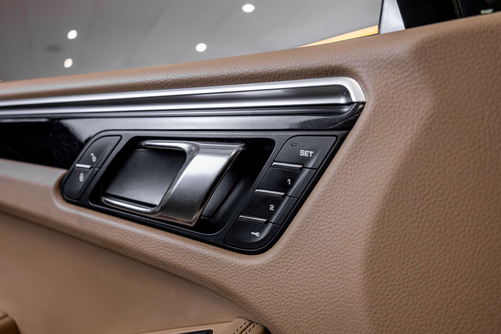 PORSCHE Macan S PDK-image-20