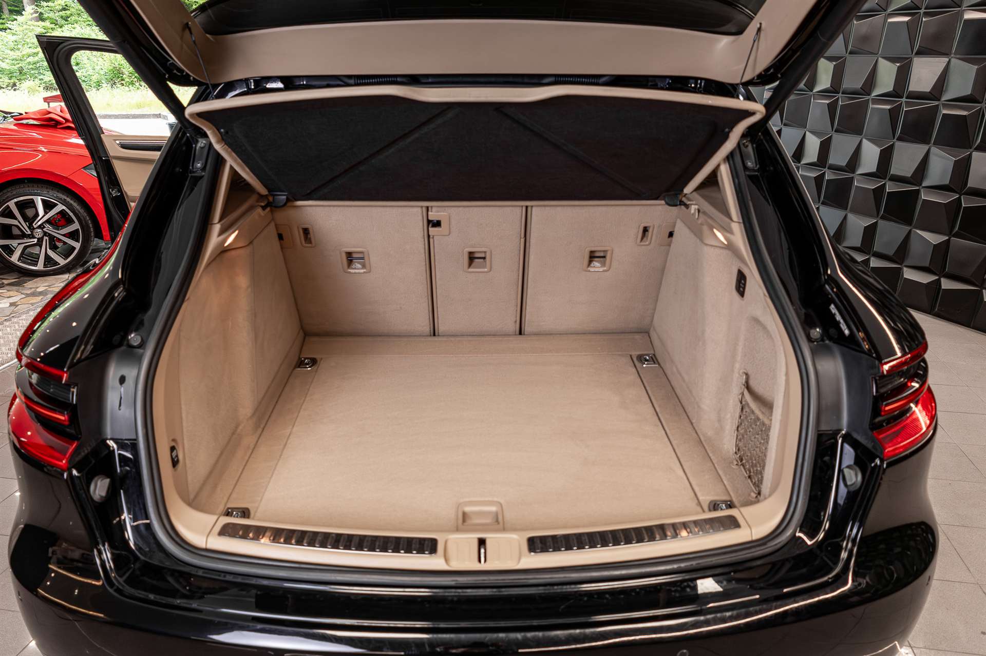 PORSCHE Macan S PDK-image-23