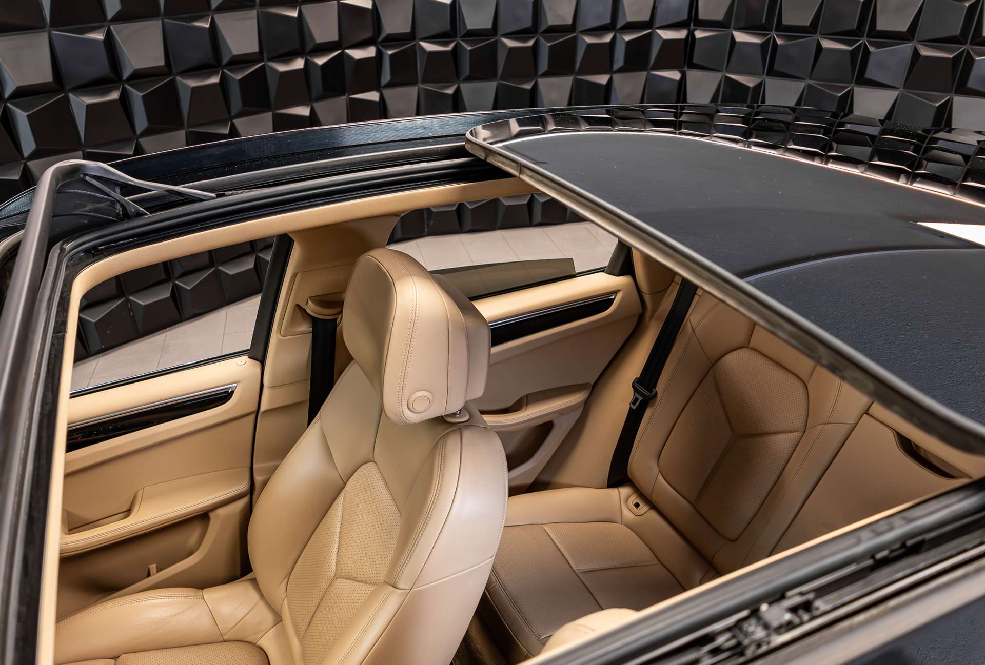 PORSCHE Macan S PDK-image-26