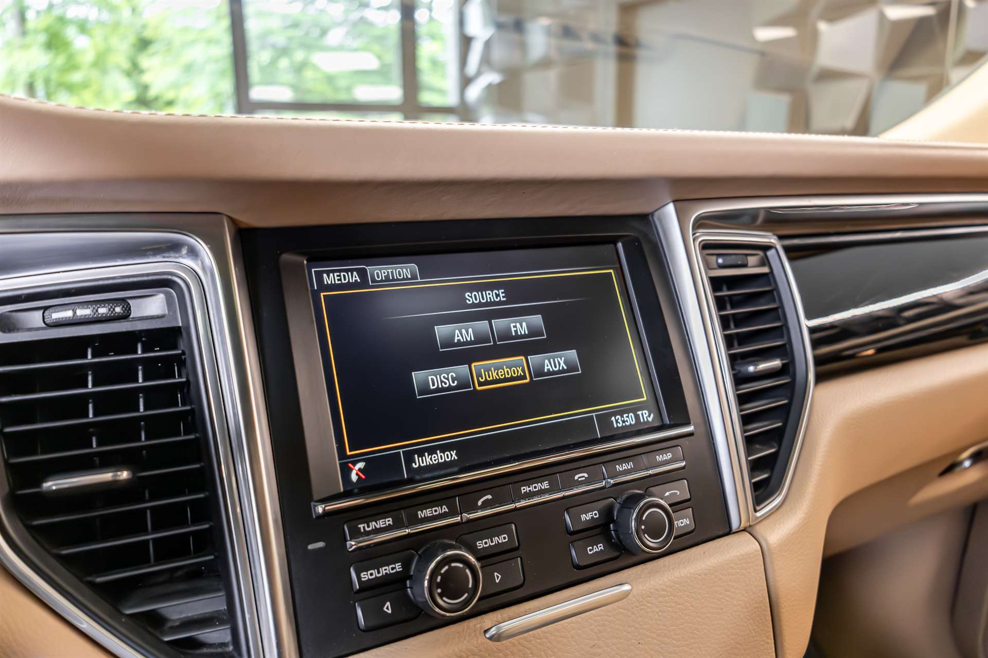 PORSCHE Macan S PDK-image-17