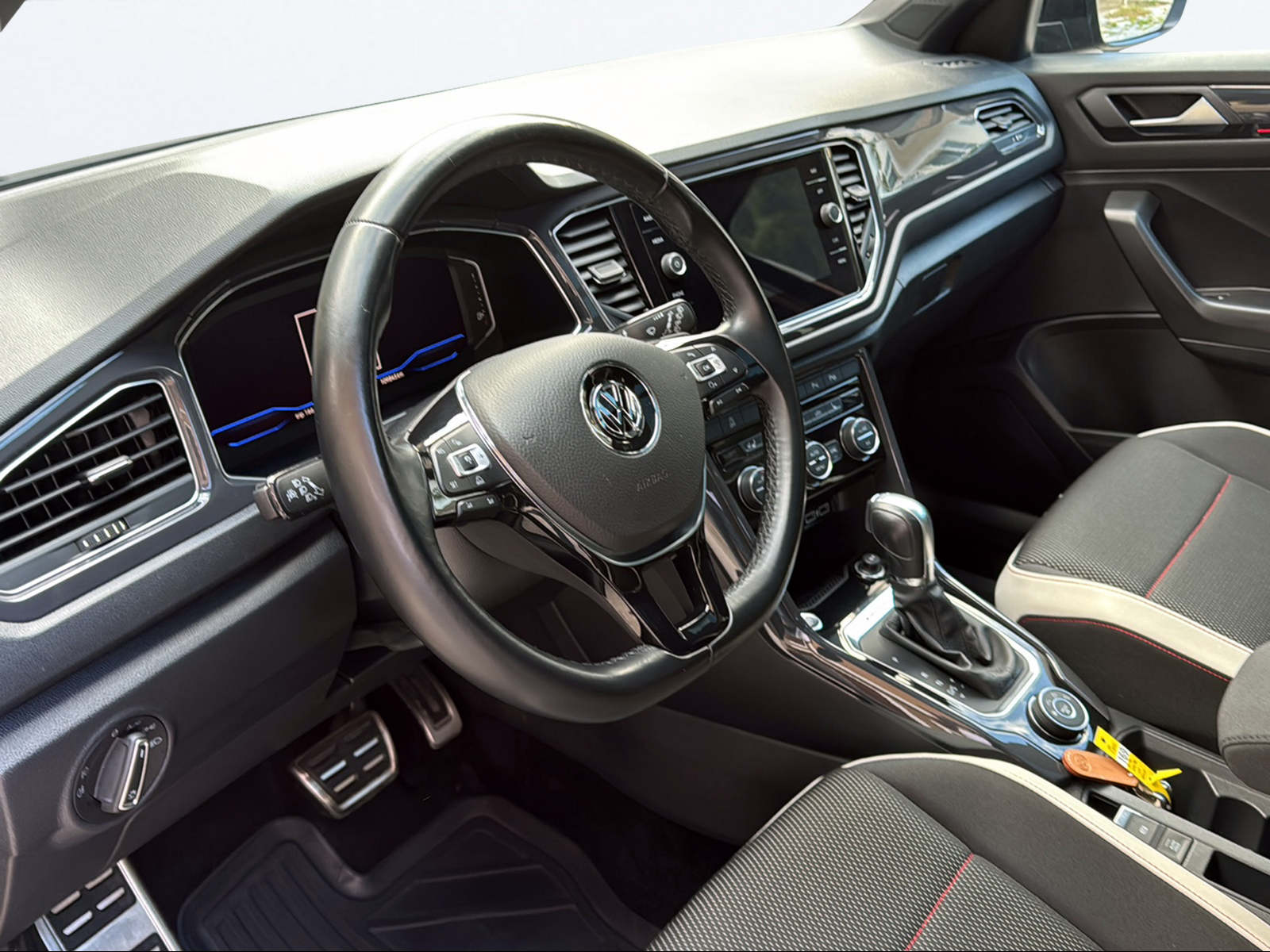VW T-Roc 2.0 TDI SCR Sport DSG 4Motion-image-10