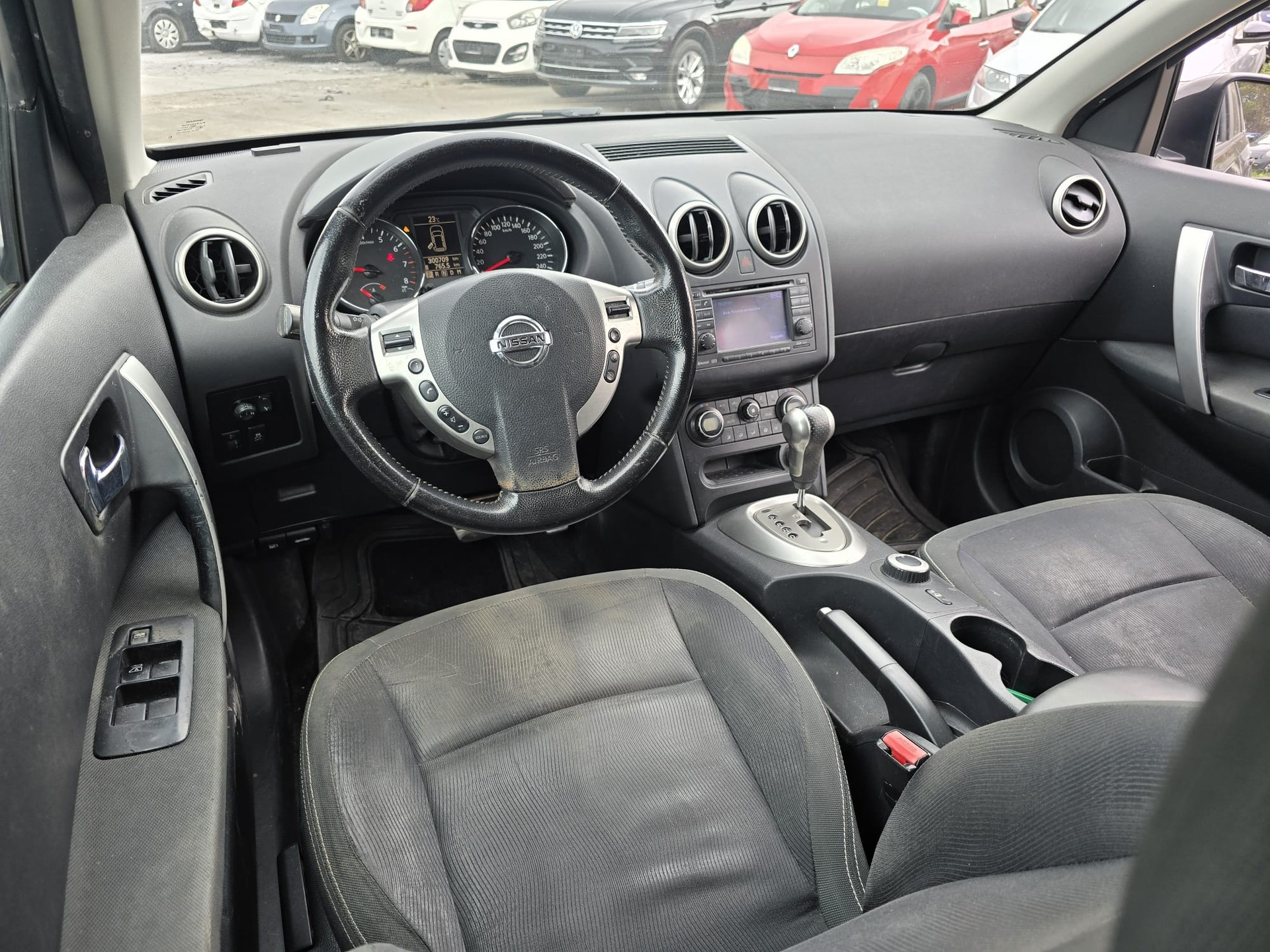 NISSAN Qashqai 2.0 4WD i-Way XTronic CVT-image-9