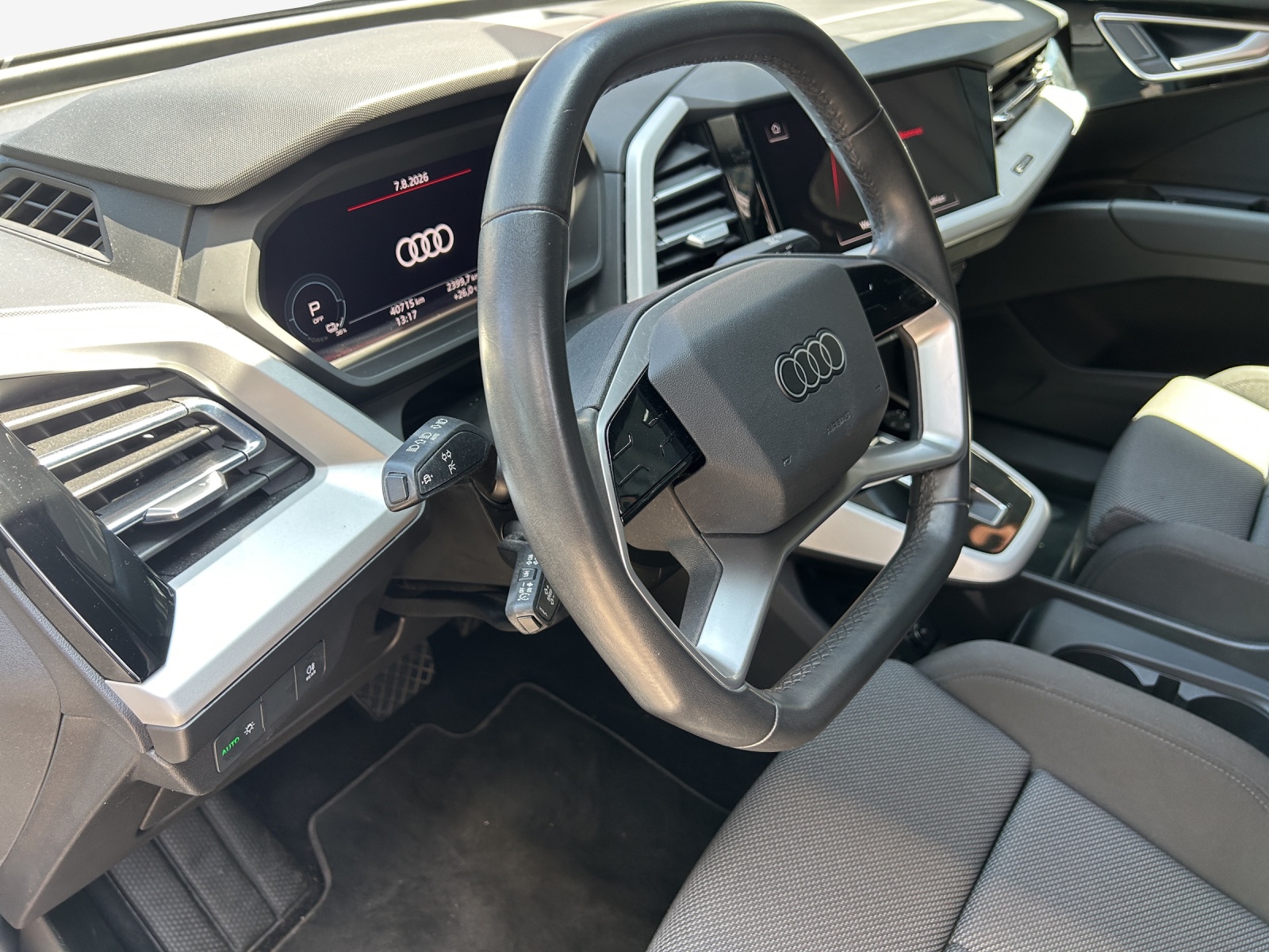 AUDI Q4 Sportback e-tron 50 quattro-image-13