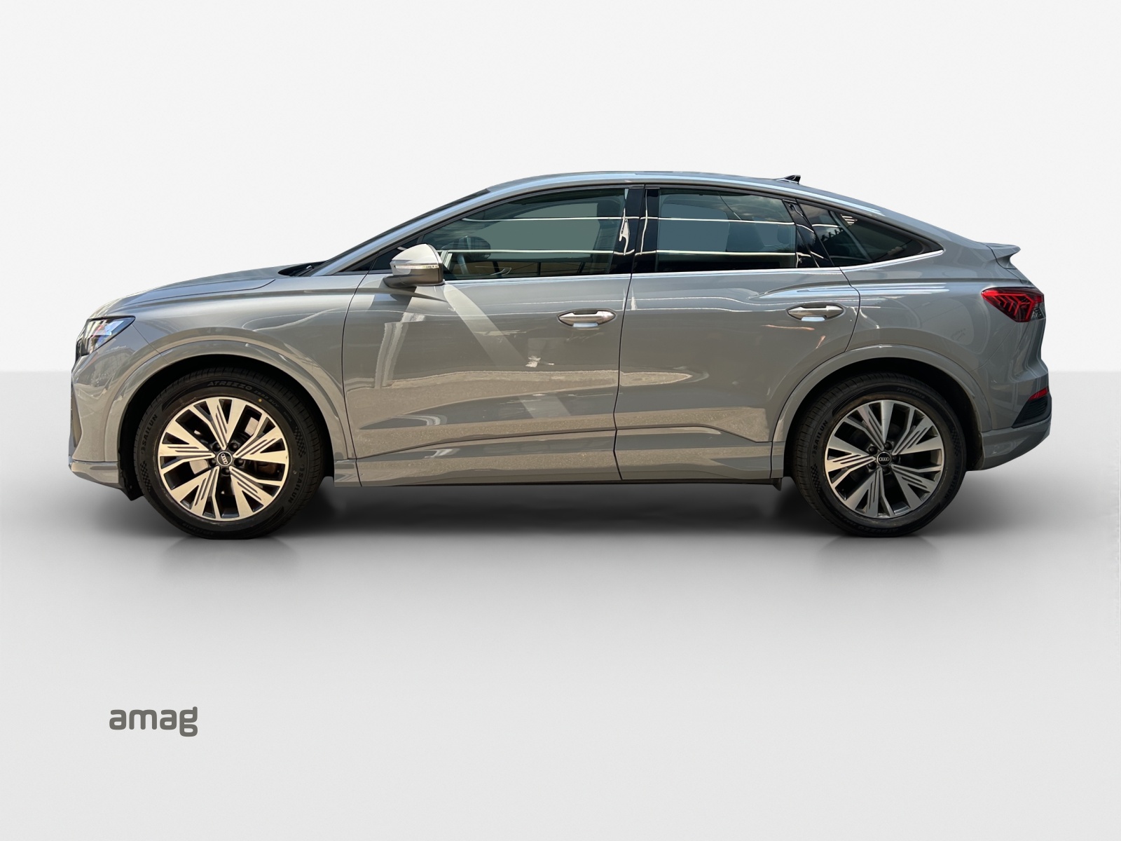AUDI Q4 Sportback e-tron 50 quattro-image-1