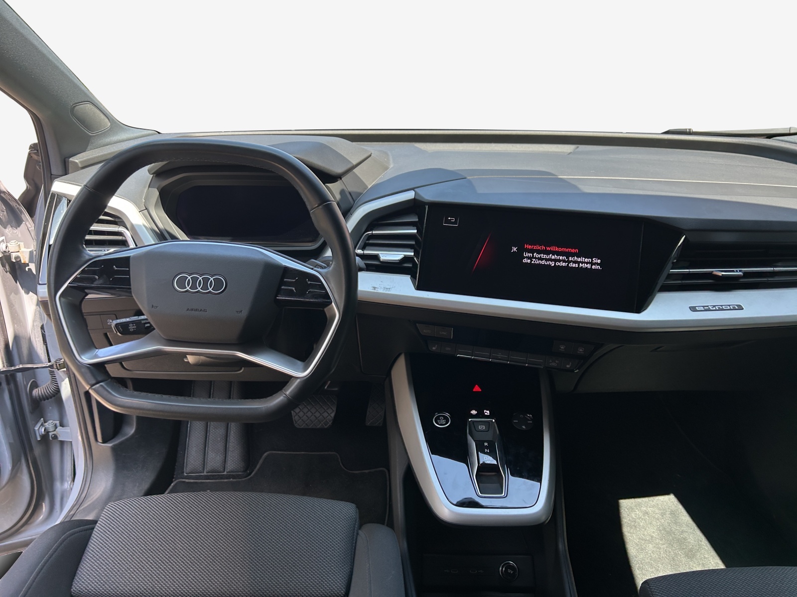 AUDI Q4 Sportback e-tron 50 quattro-image-8