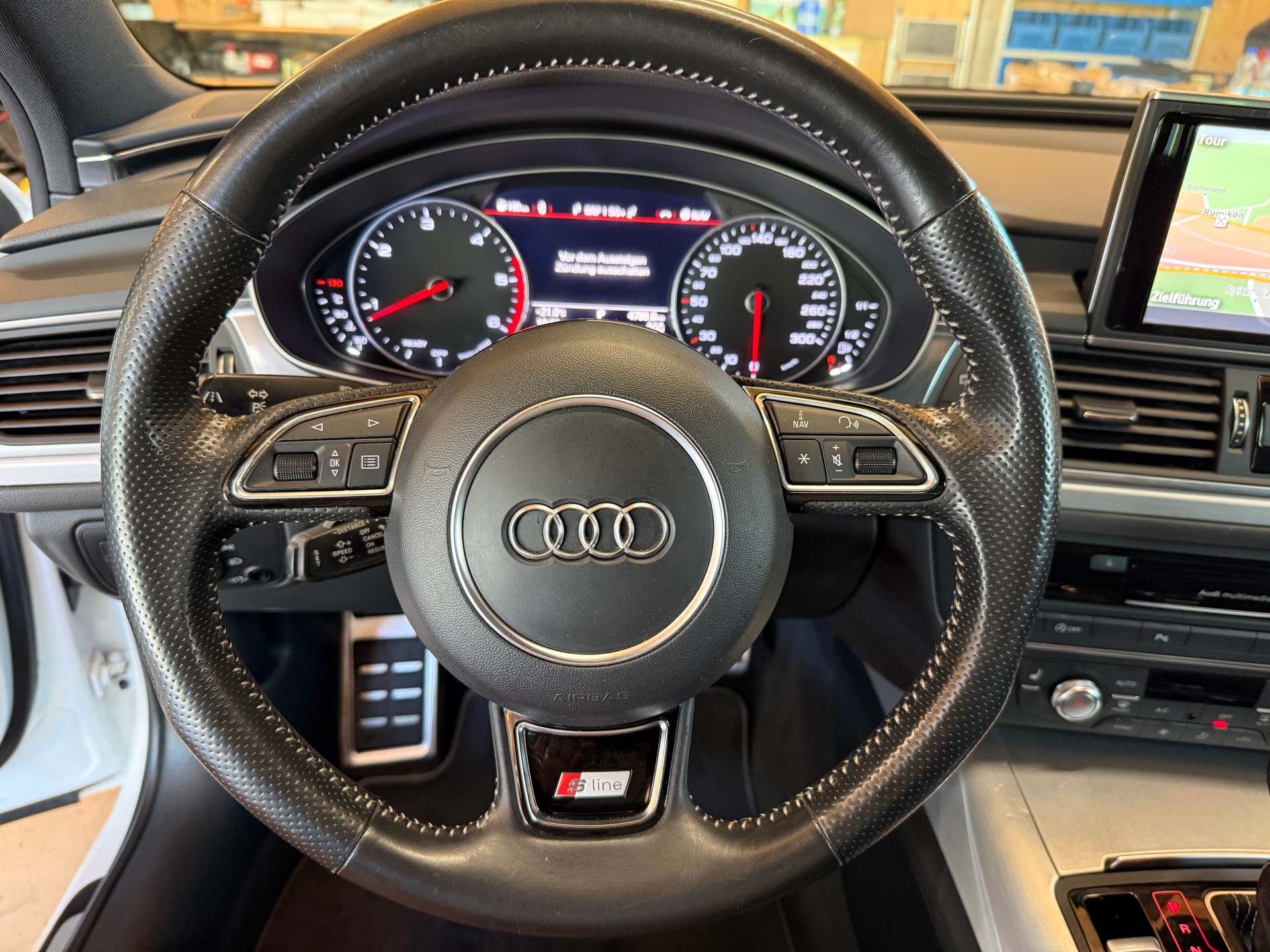 AUDI A6 Avant 3.0 TDI V6 quattro S-tronic-image-8