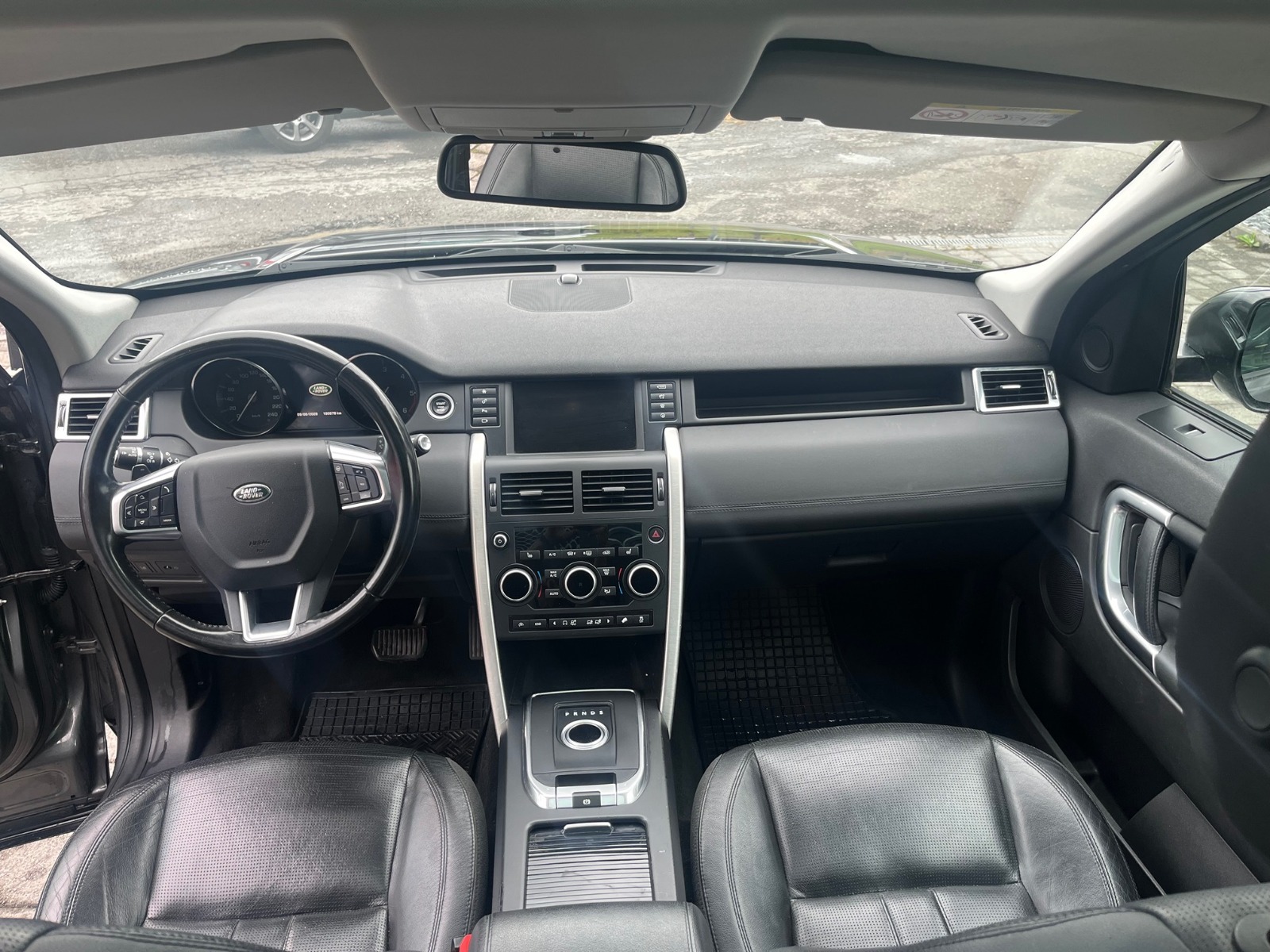 LAND ROVER Discovery Sport 2.0 TD4 HSE Luxury AT9-image-5