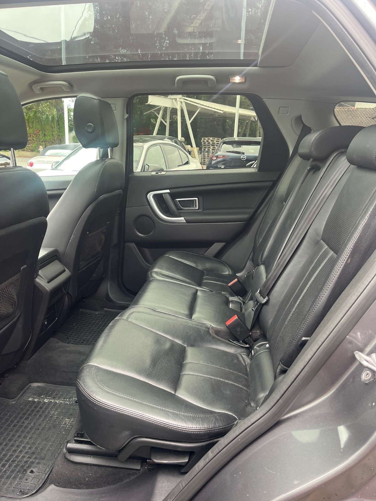LAND ROVER Discovery Sport 2.0 TD4 HSE Luxury AT9-image-8