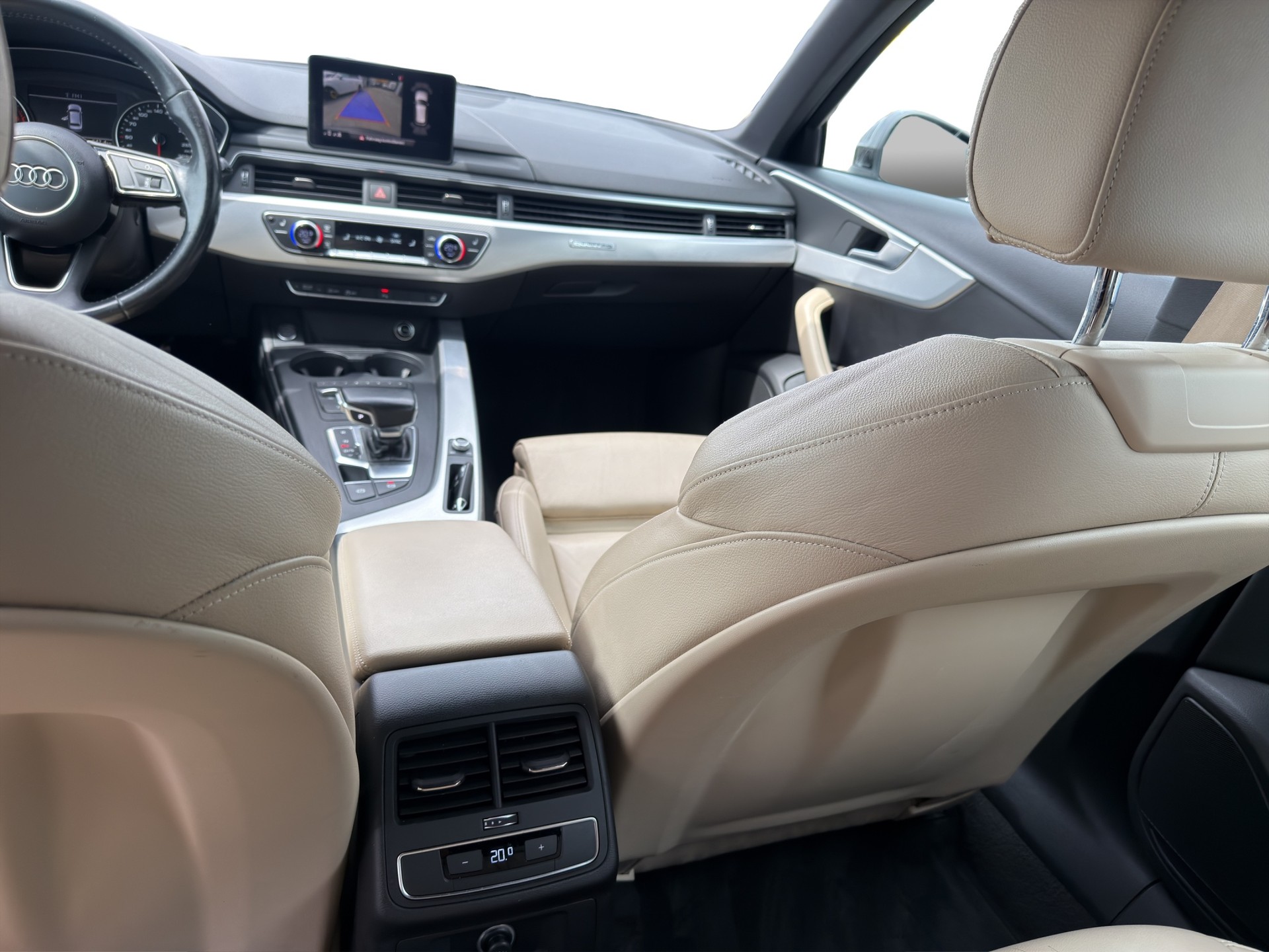 AUDI A4 Avant 3.0 TDI Sport quattro tiptronic-image-11