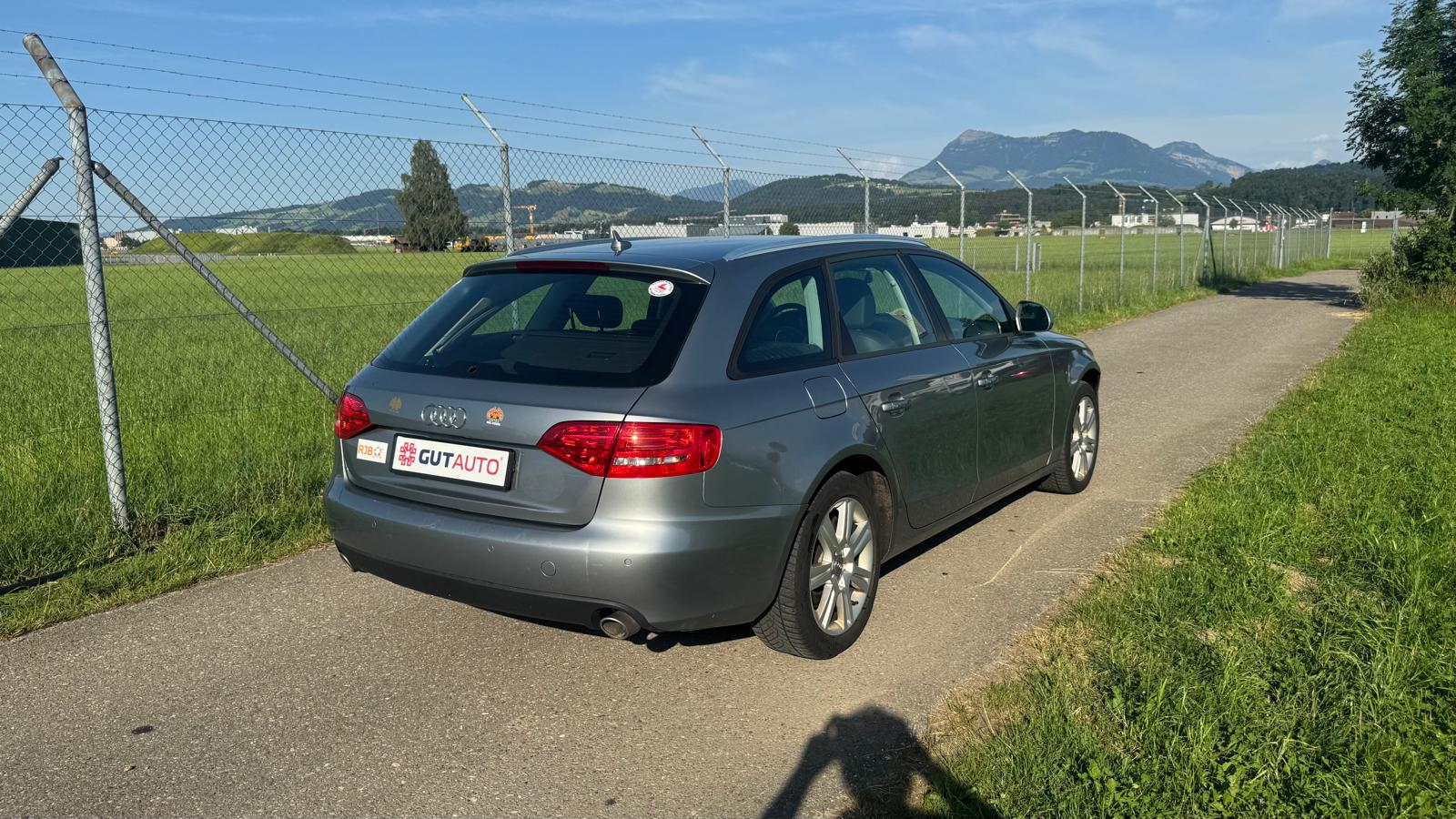 AUDI A4 Avant 3.0 TDI quattro tiptronic-image-1