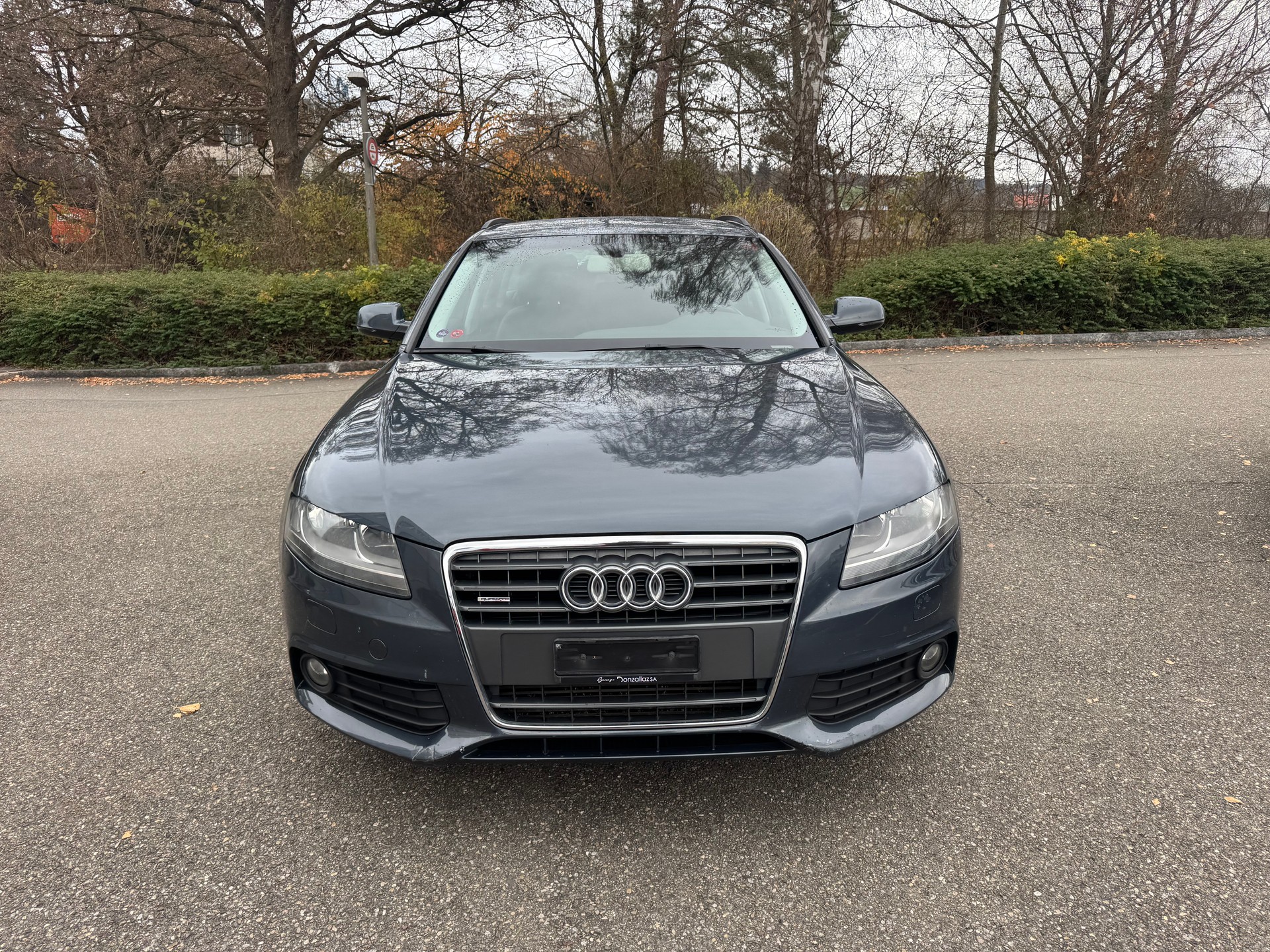 AUDI A4 Avant 1.8 TFSI quattro-image-1