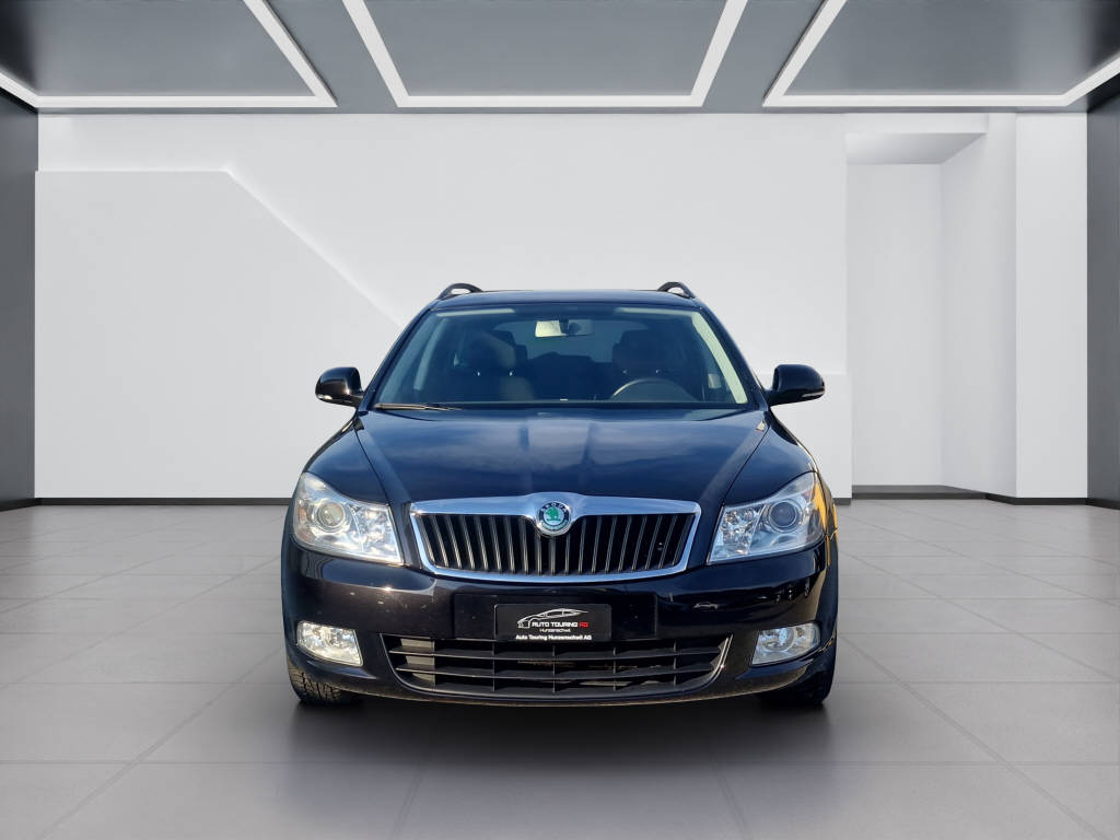 SKODA Octavia Combi 1.8 T-FSI Ambition DSG-image-7