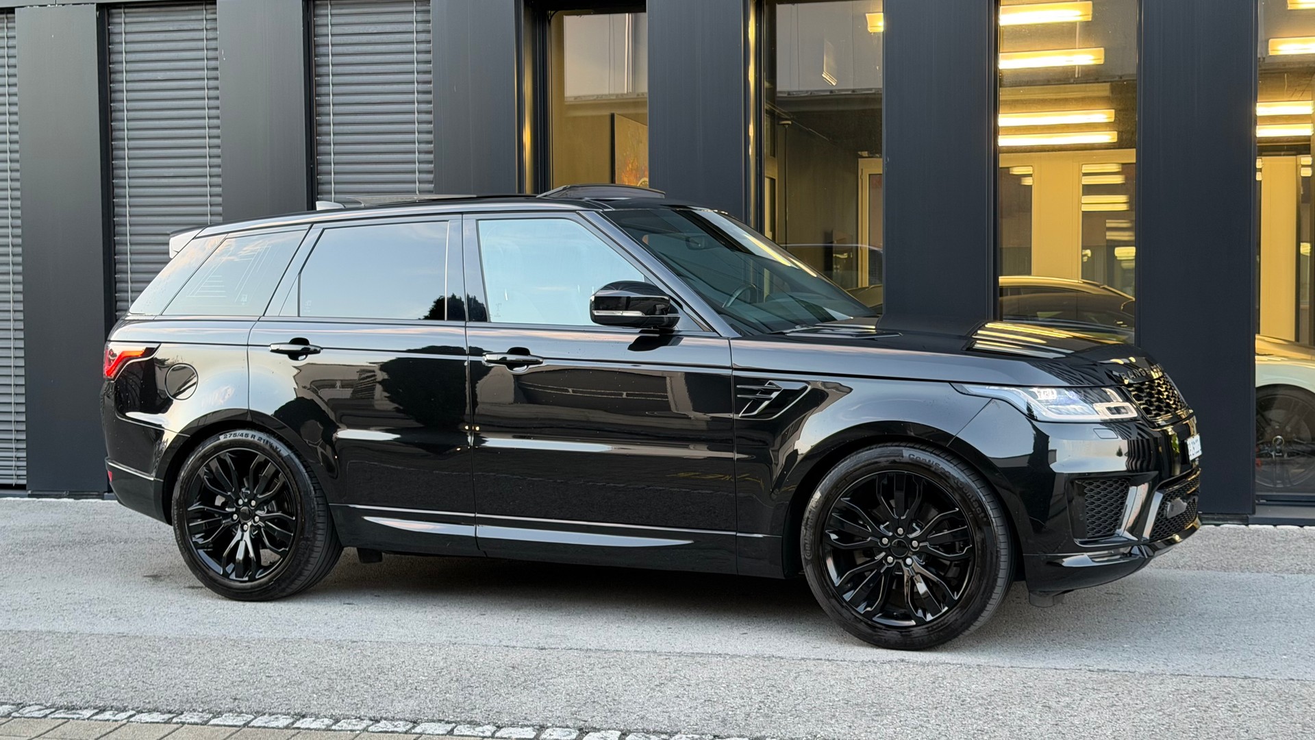 LAND ROVER Range Rover Sport 3.0 SDV6 HSE Dynamic Automatic-image-1