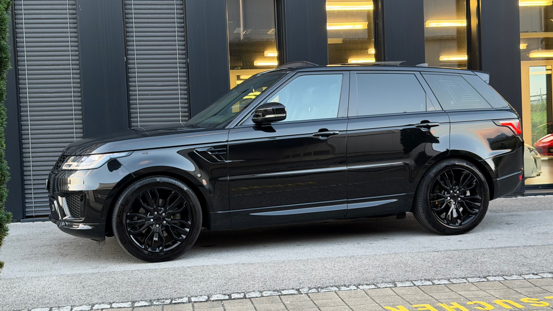 LAND ROVER Range Rover Sport 3.0 SDV6 HSE Dynamic Automatic-image-14