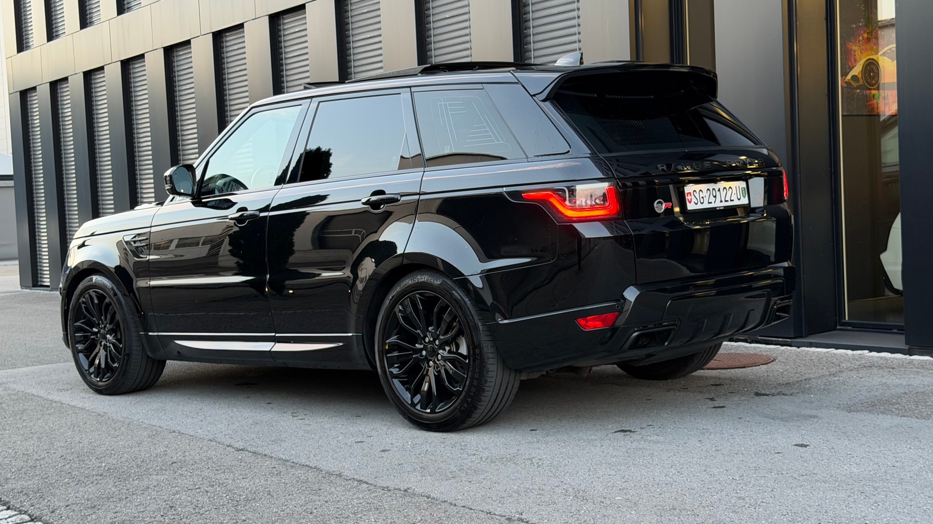 LAND ROVER Range Rover Sport 3.0 SDV6 HSE Dynamic Automatic-image-8
