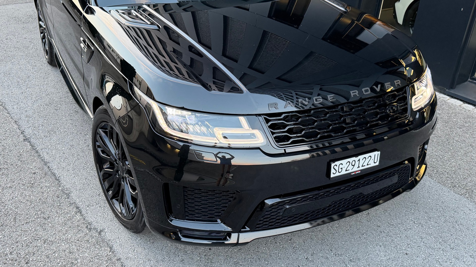 LAND ROVER Range Rover Sport 3.0 SDV6 HSE Dynamic Automatic-image-11