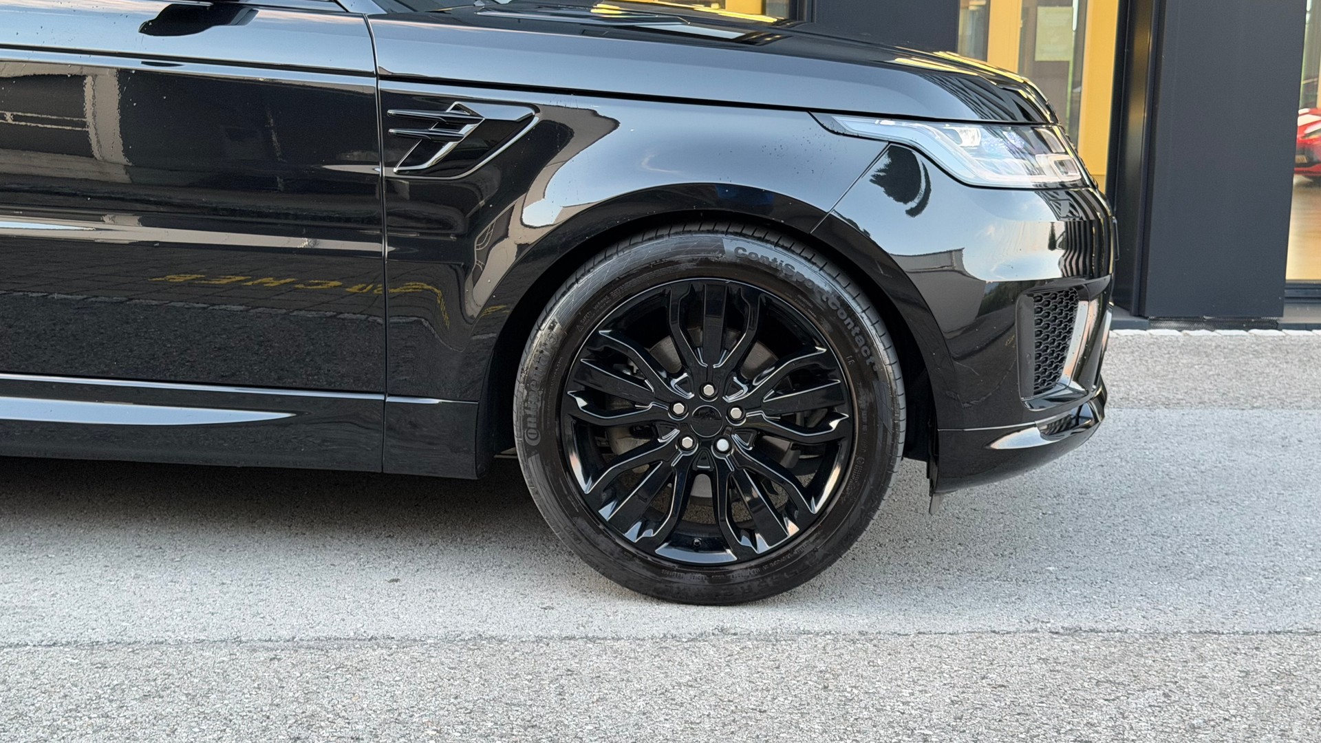 LAND ROVER Range Rover Sport 3.0 SDV6 HSE Dynamic Automatic-image-5