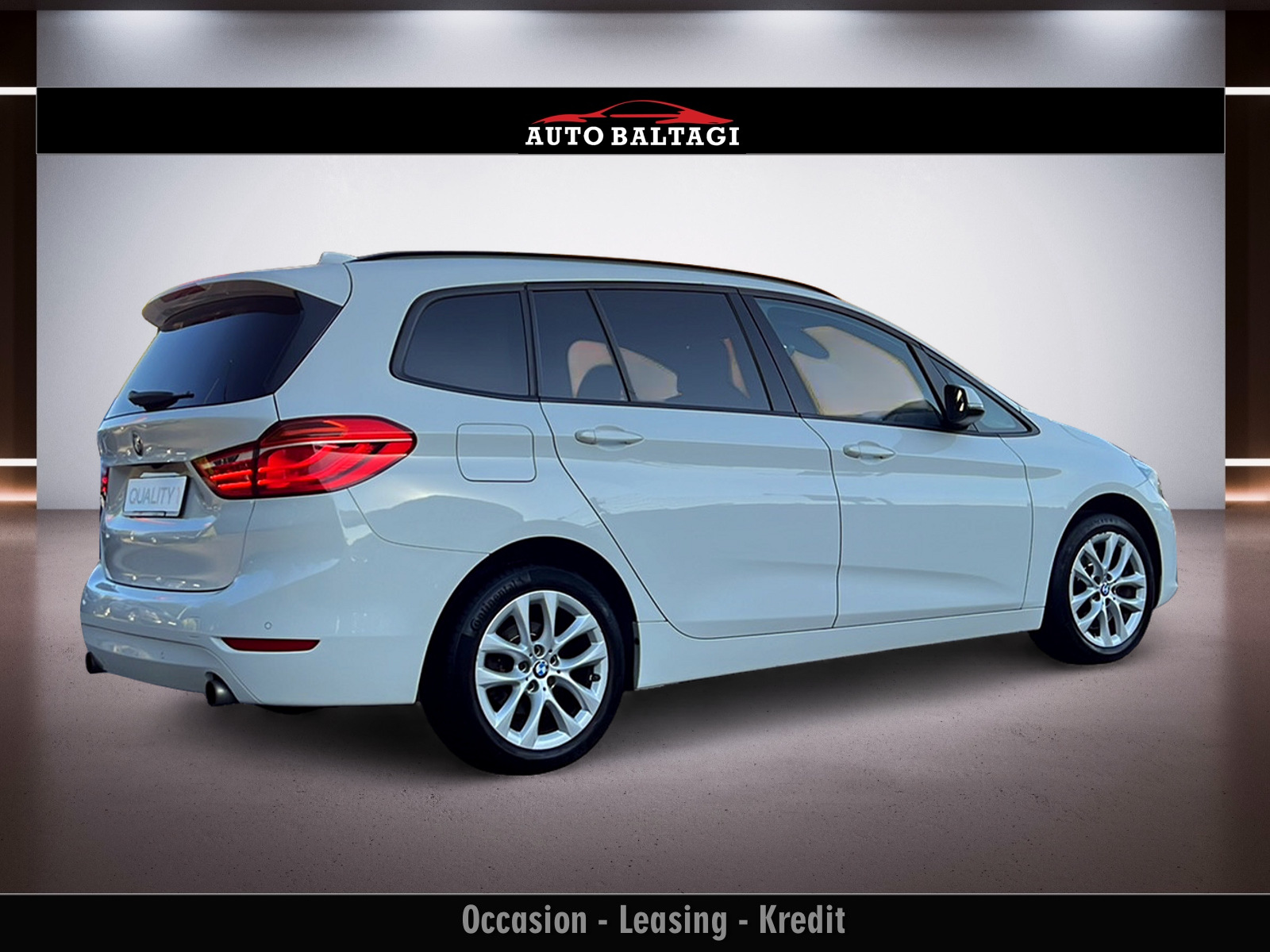 BMW 220i Gran Tourer Steptronic-image-13