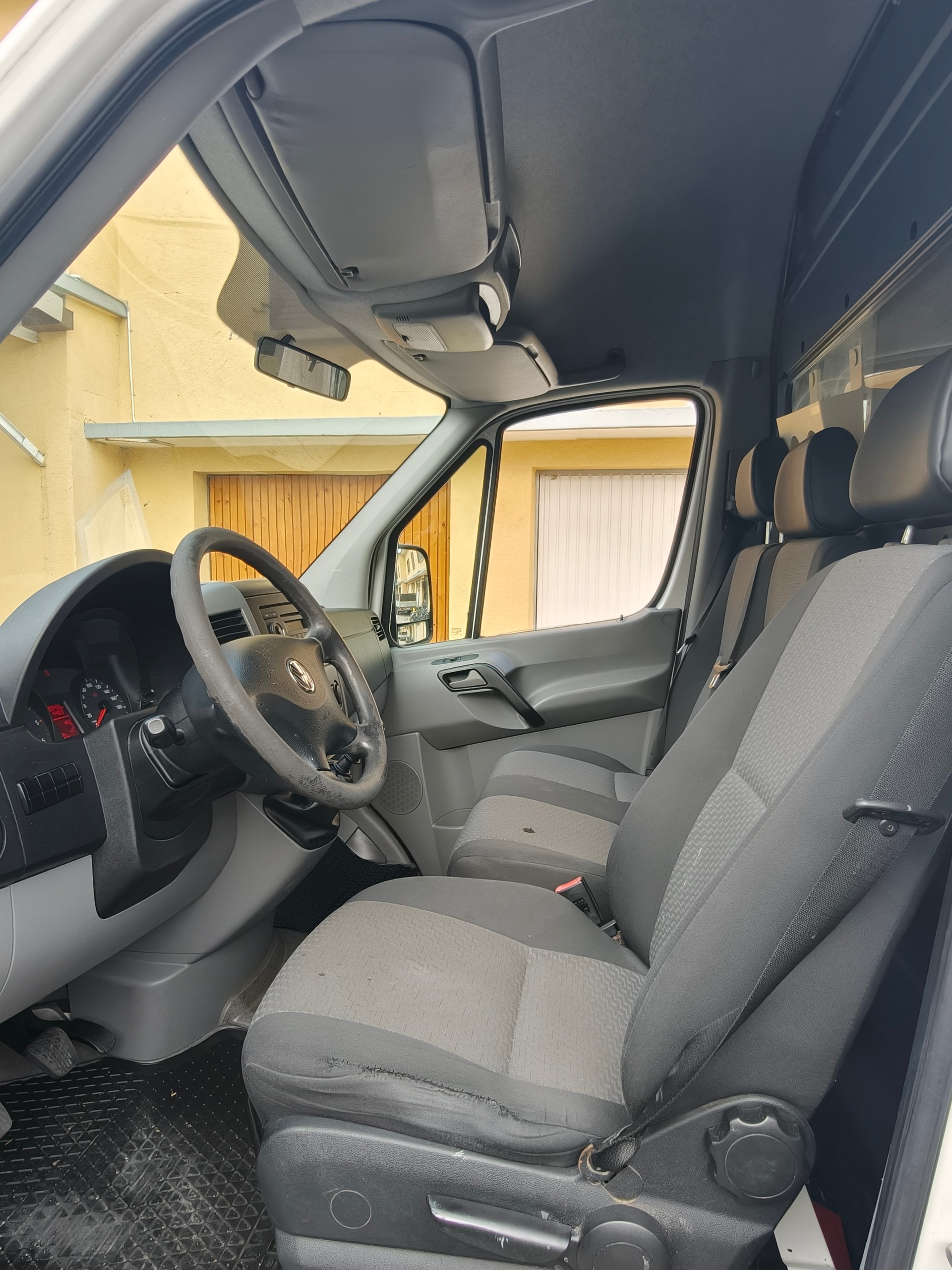 VW 2.0 TDI 136 Entry-image-3