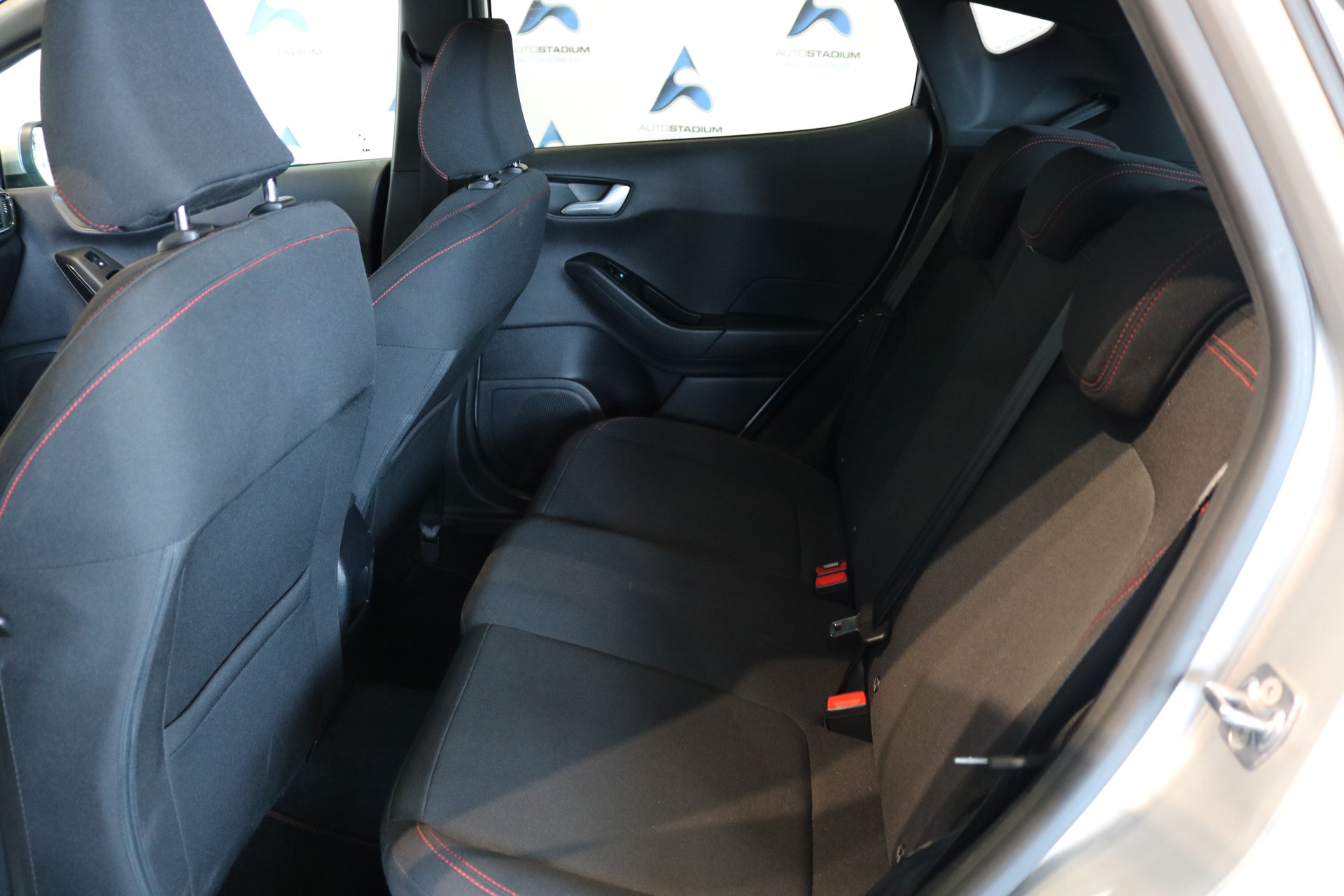 FORD Fiesta 1.0 SCTi MHEV ST Line Automat-image-5