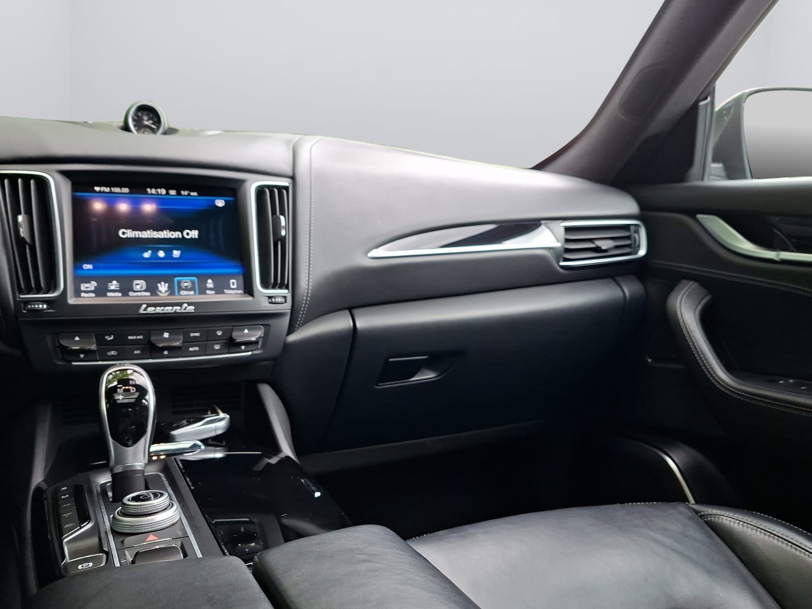 MASERATI Levante D 3.0 V6 Automatica-image-17