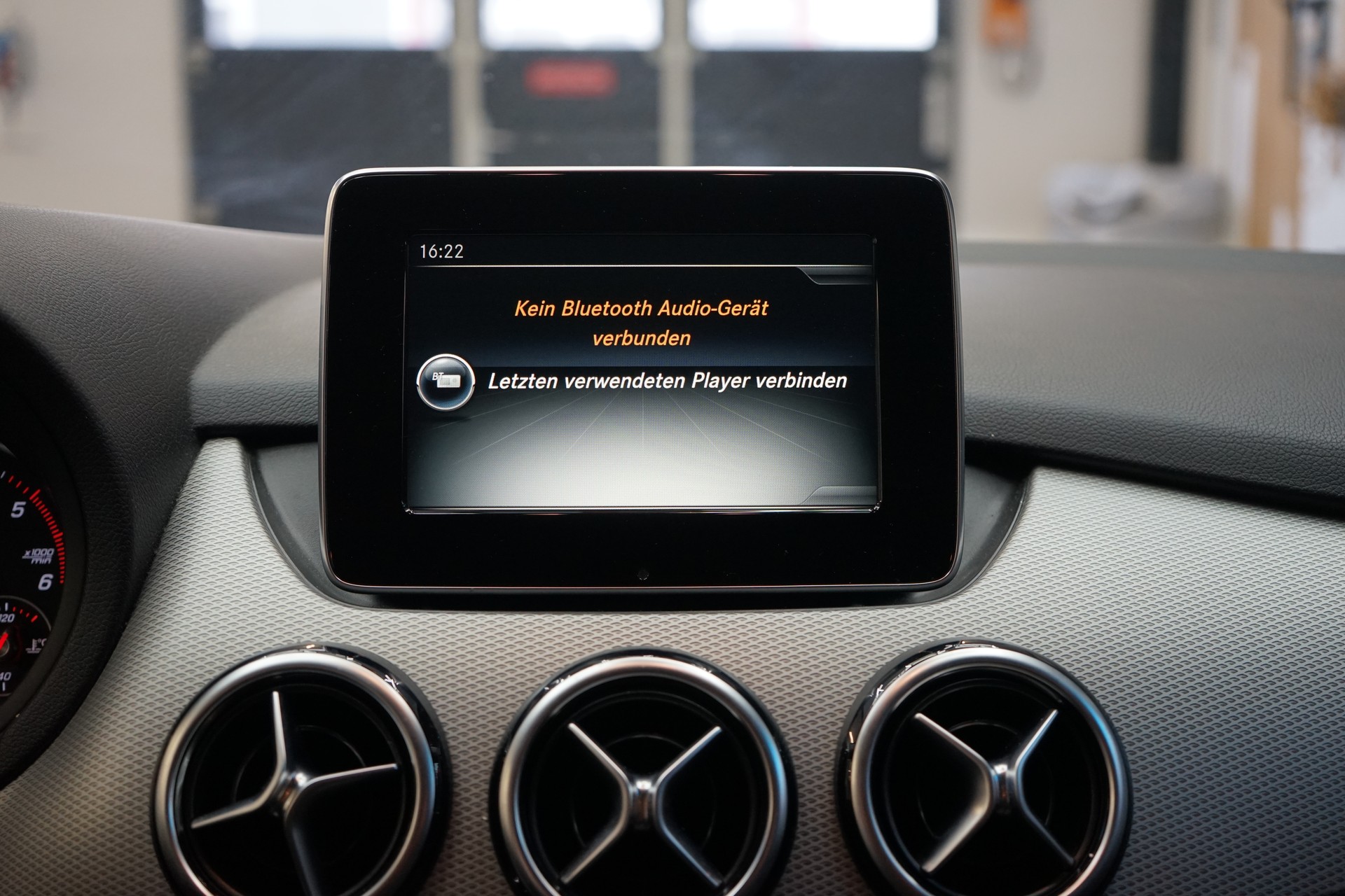 MERCEDES-BENZ B 220 CDI Style 4Matic 7G-DCT-image-12