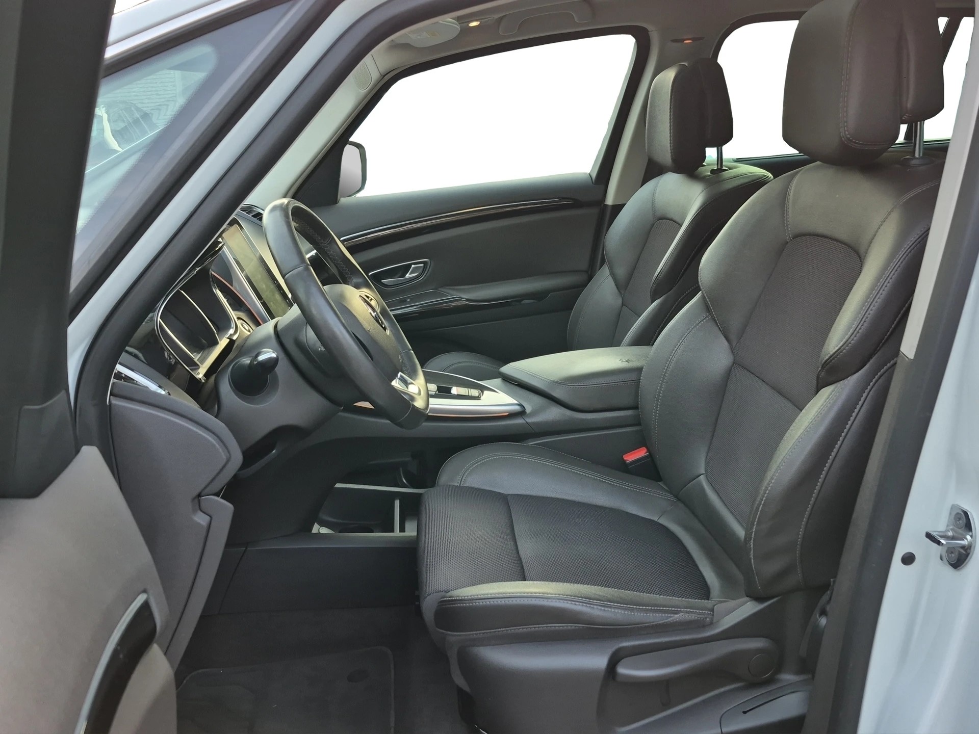 RENAULT Espace 1.6 dCi Intens EDC-image-10