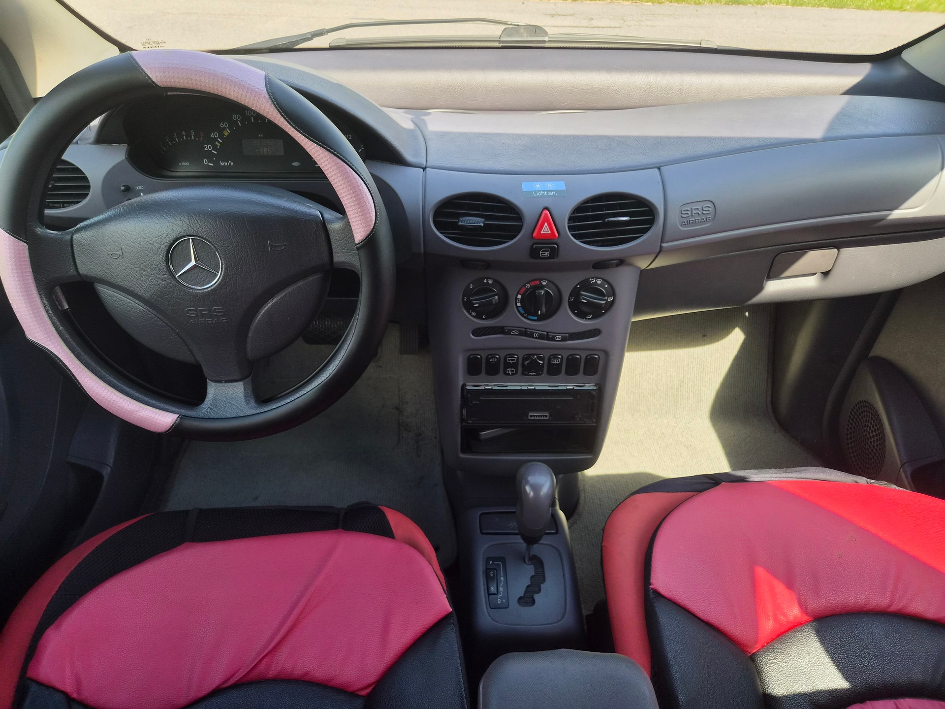 MERCEDES-BENZ A 140 Classic-image-9