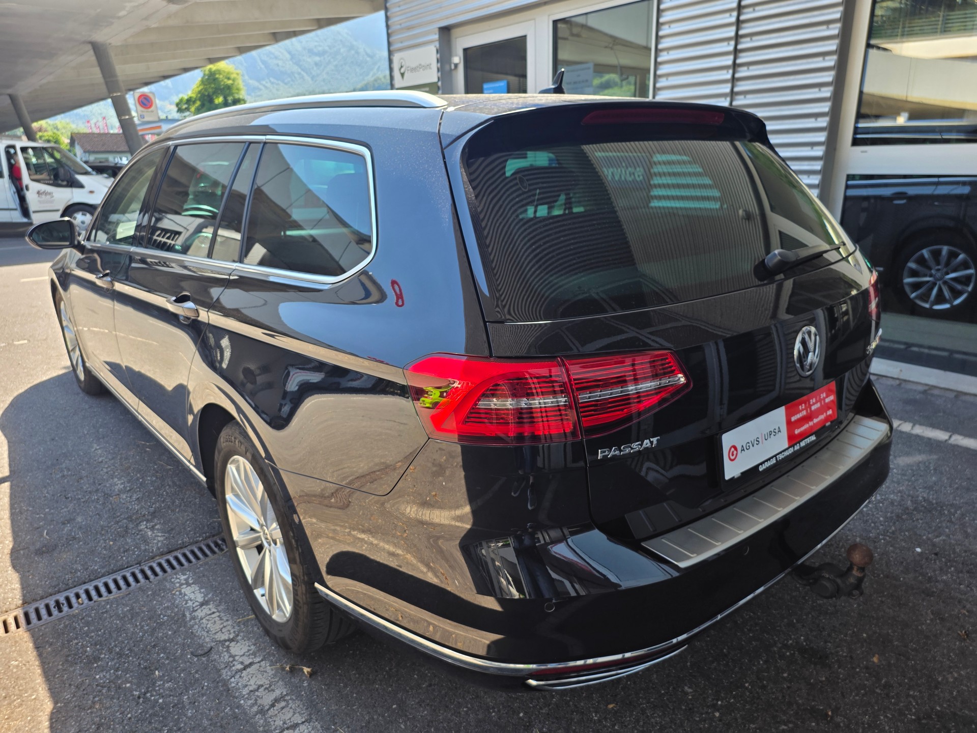VW Passat Variant 2.0 TDI BMT High. DSG 4Motion-image-3