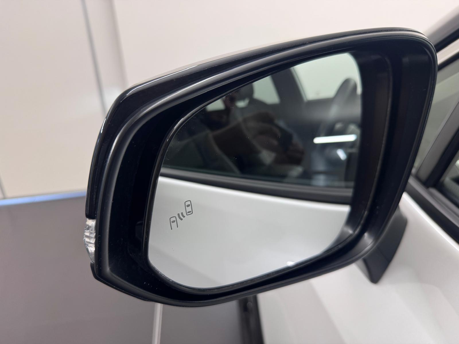 SUZUKI Across 2.5 PHEV Compact Top 4x4-image-14