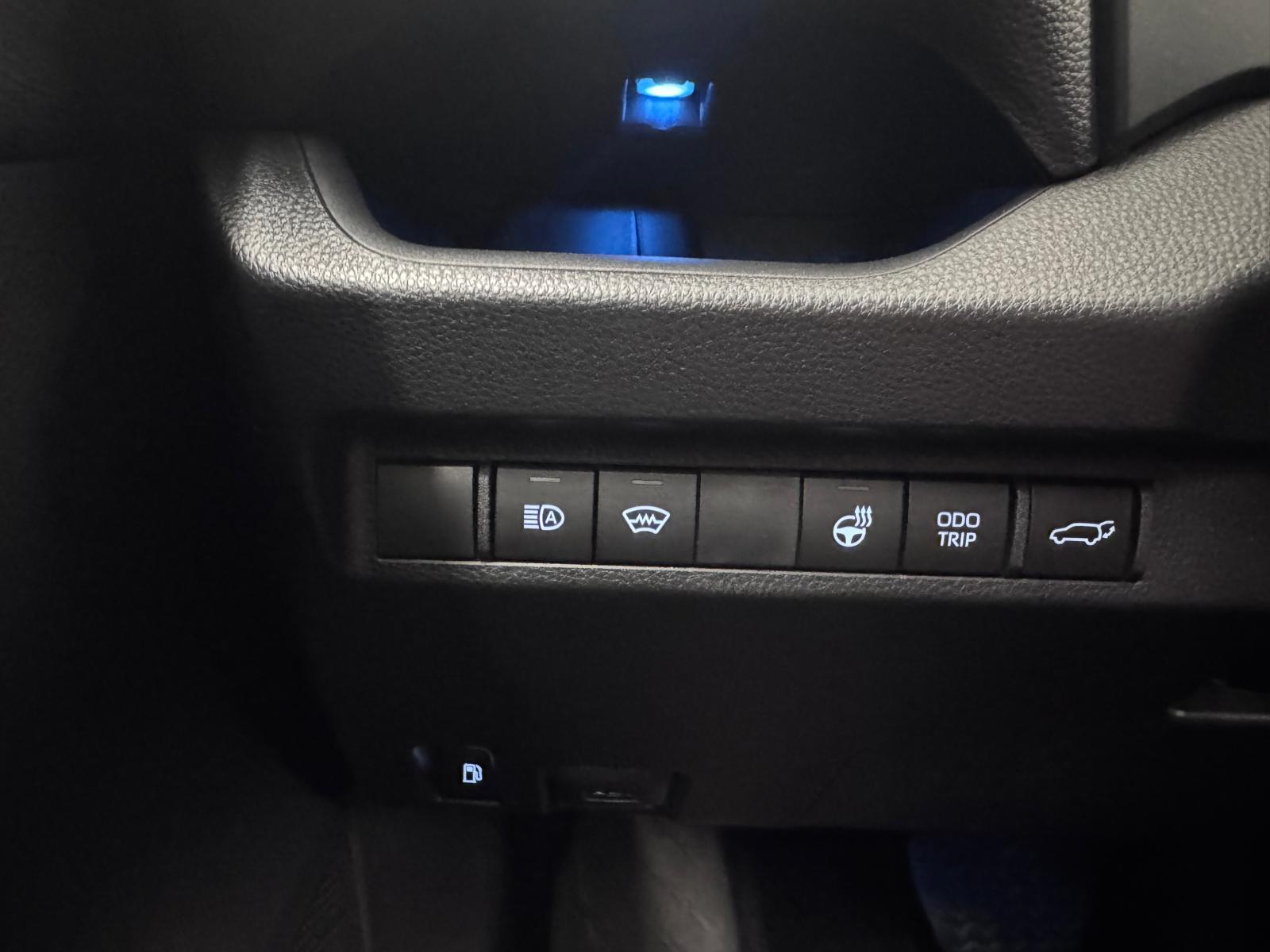 SUZUKI Across 2.5 PHEV Compact Top 4x4-image-9