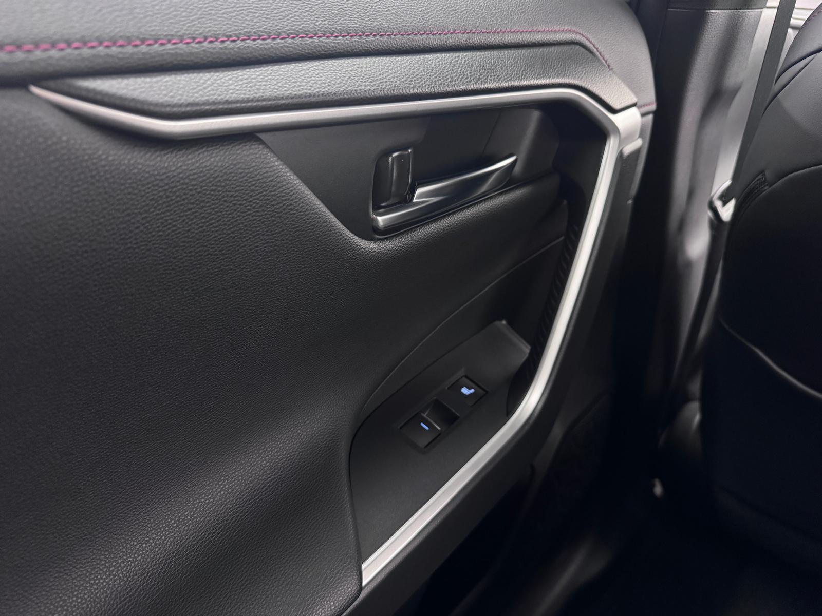 SUZUKI Across 2.5 PHEV Compact Top 4x4-image-15