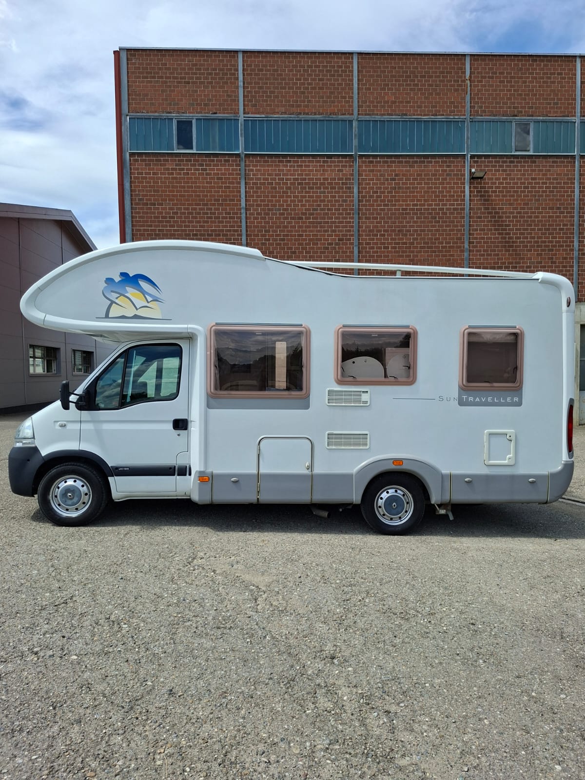 RENAULT Knaus Sun Travailler-image-14