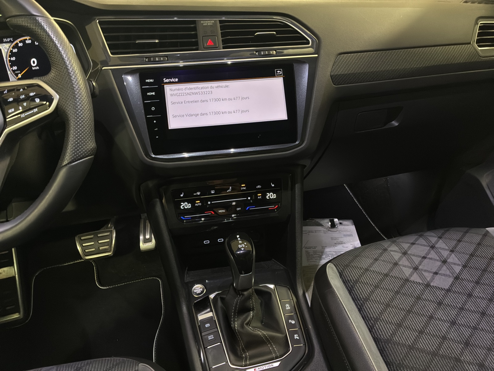VW Tiguan 2.0TSI R-Line 4Motion DSG-image-10