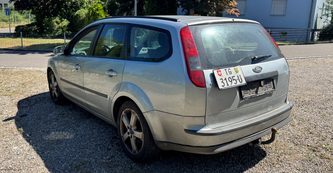 FORD FOCUS-image-2