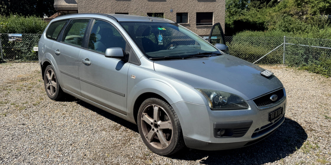 FORD FOCUS-image-1