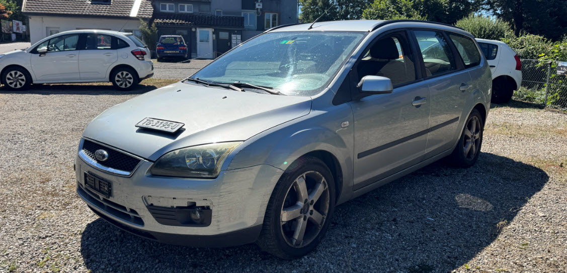 FORD FOCUS-image-0