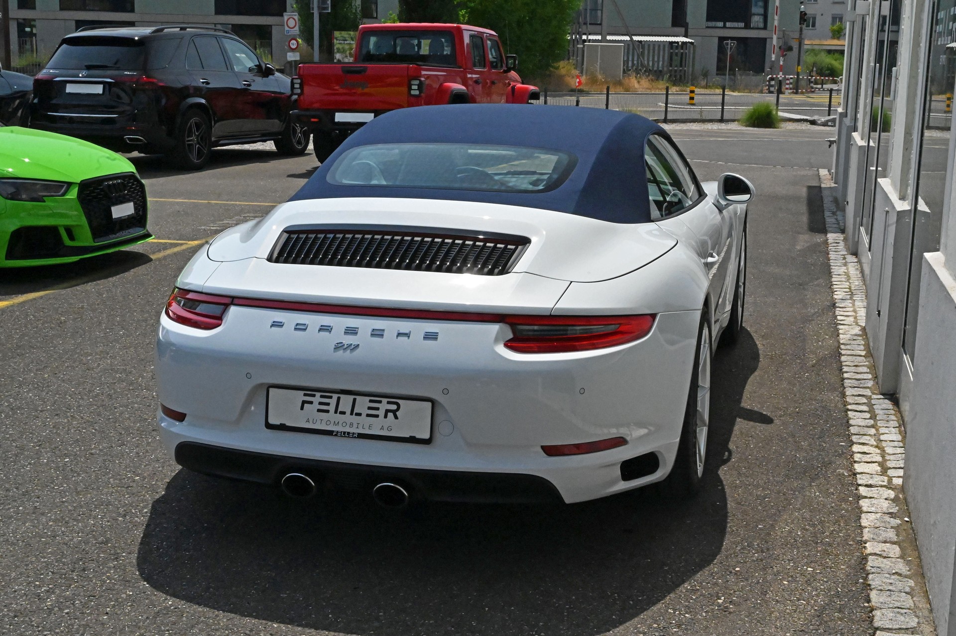 PORSCHE 911 Carrera 4S Cabrio PDK **Approved bis 2028**-image-10