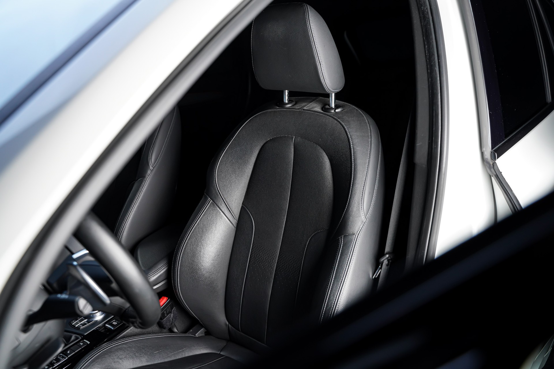 BMW X1 sDrive 20d M Sport Steptronic-image-13