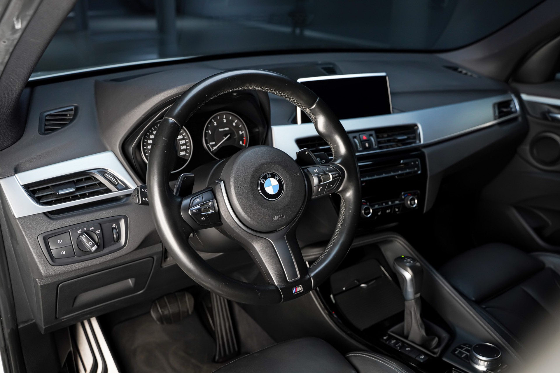 BMW X1 sDrive 20d M Sport Steptronic-image-10